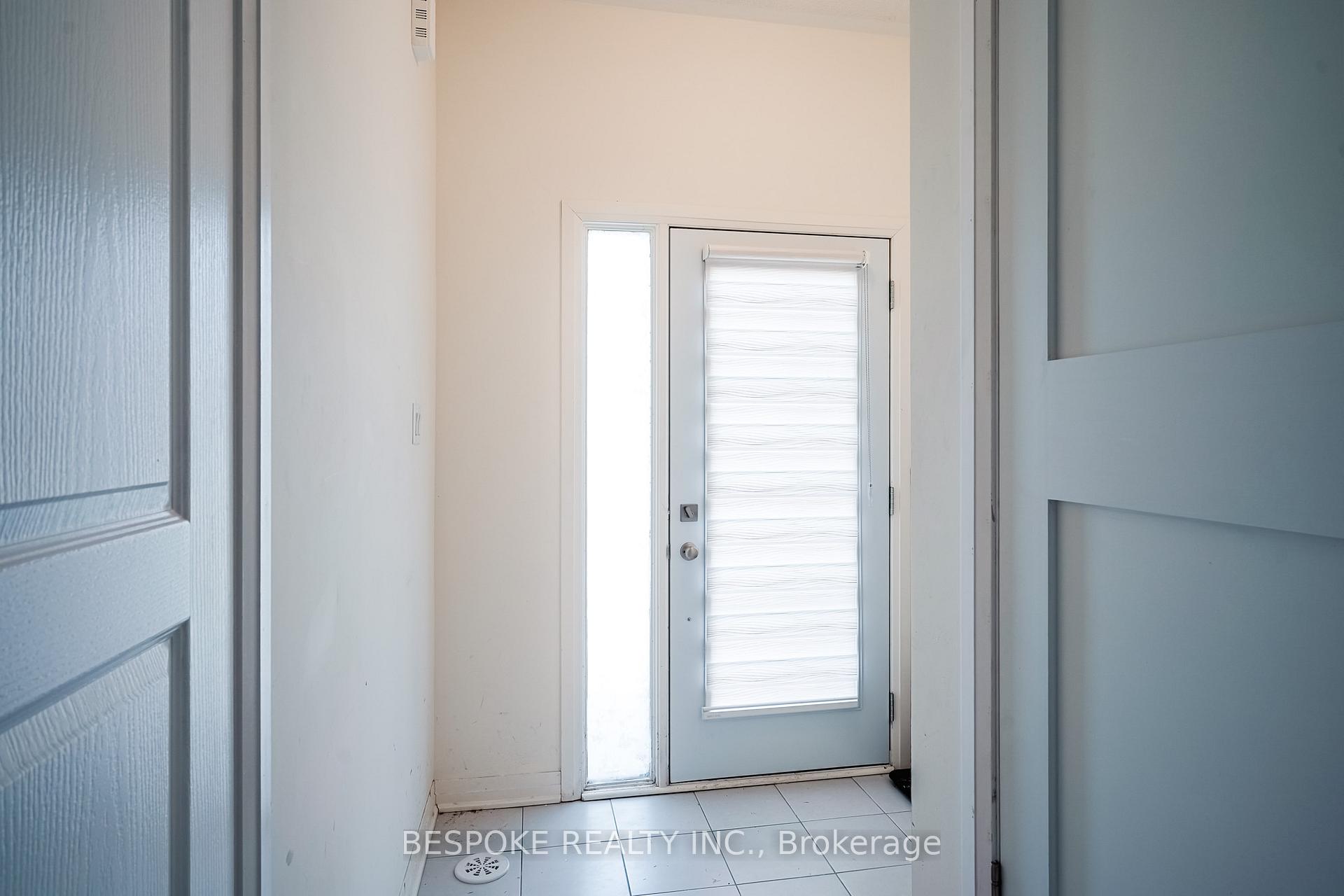 Photo 2 of 1567 Green Road, Clarington, Bowmanville — HOMEH