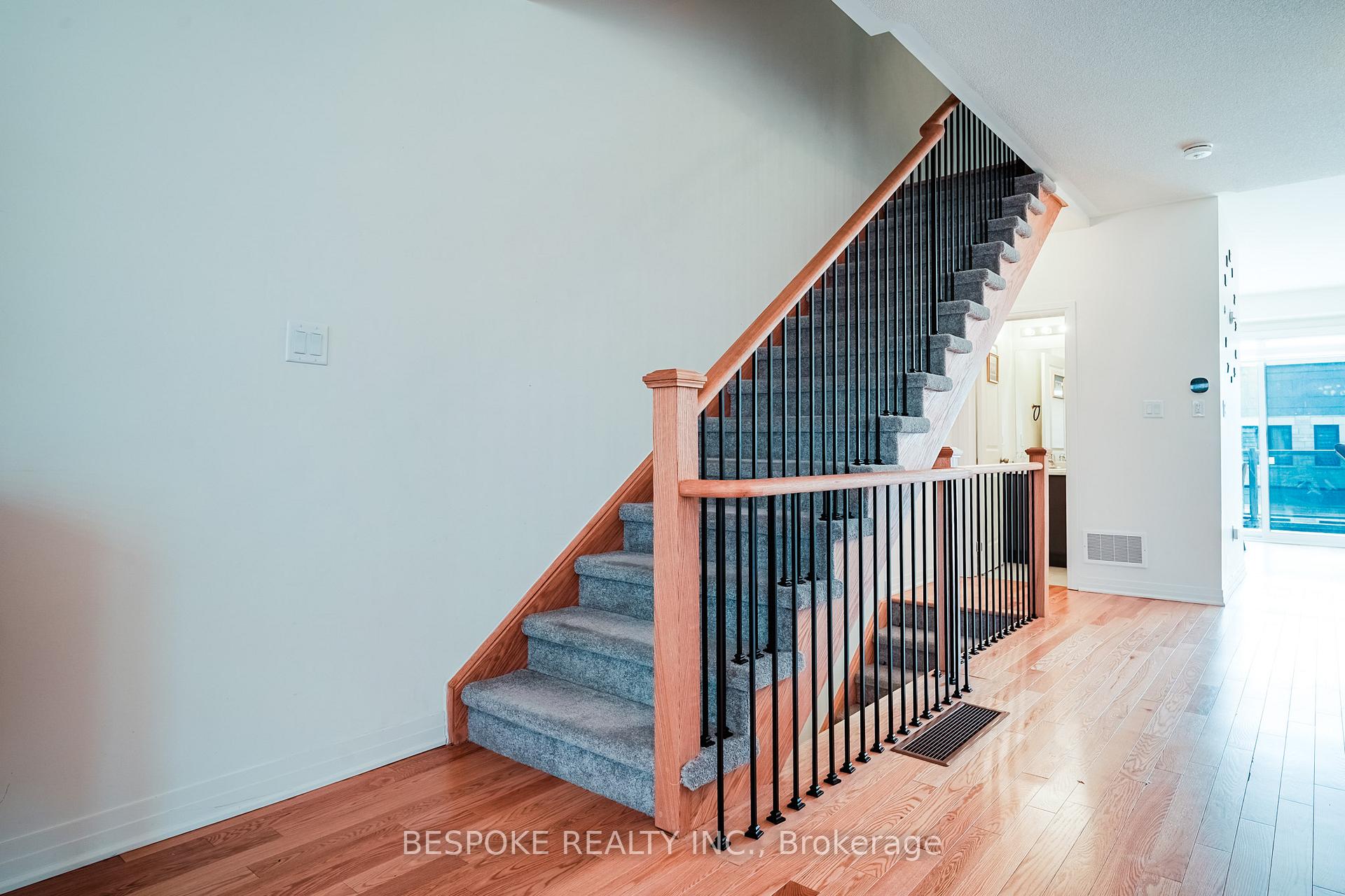 Photo 12 of 1567 Green Road, Clarington, Bowmanville — HOMEH