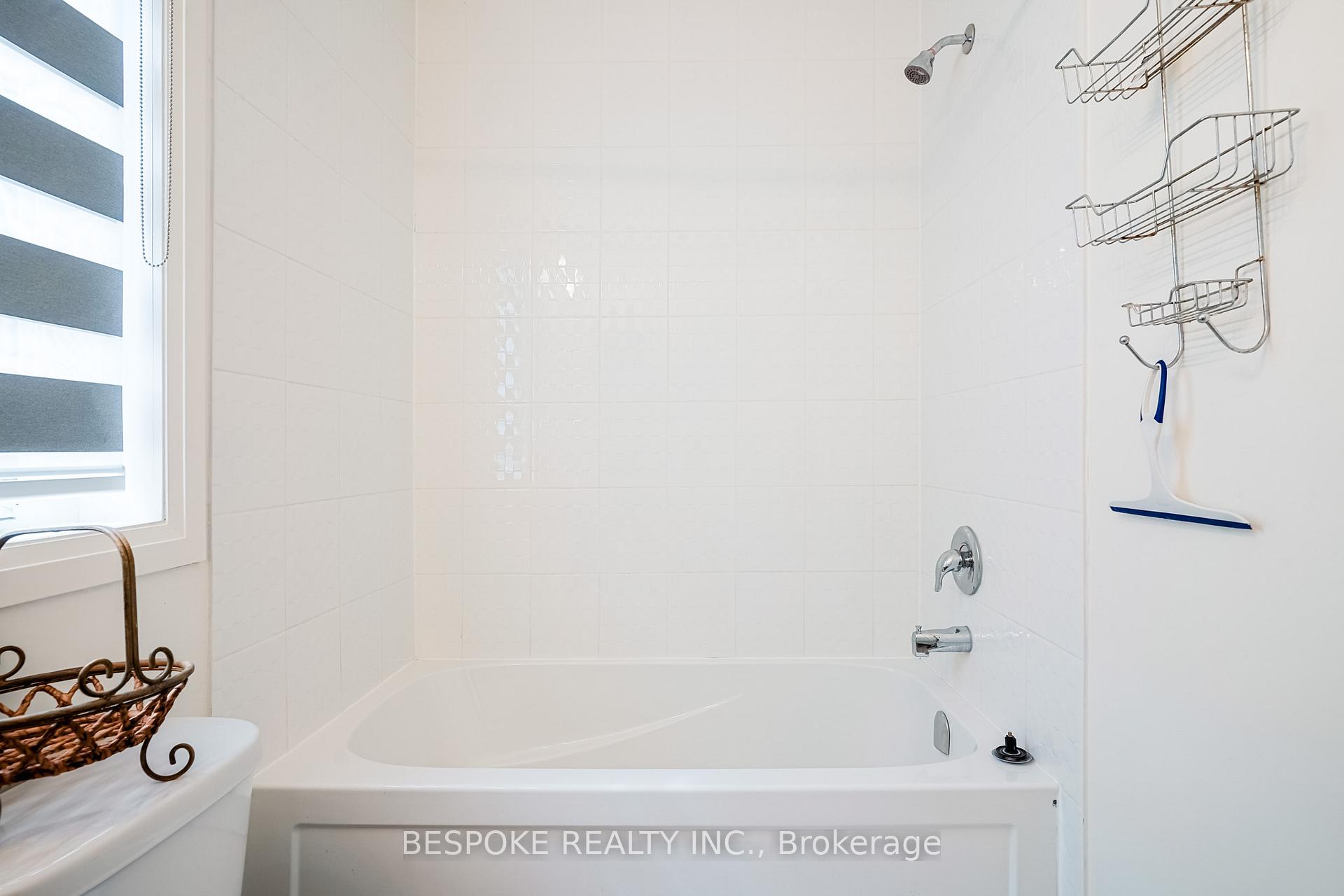 Photo 23 of 1567 Green Road, Clarington, Bowmanville — HOMEH