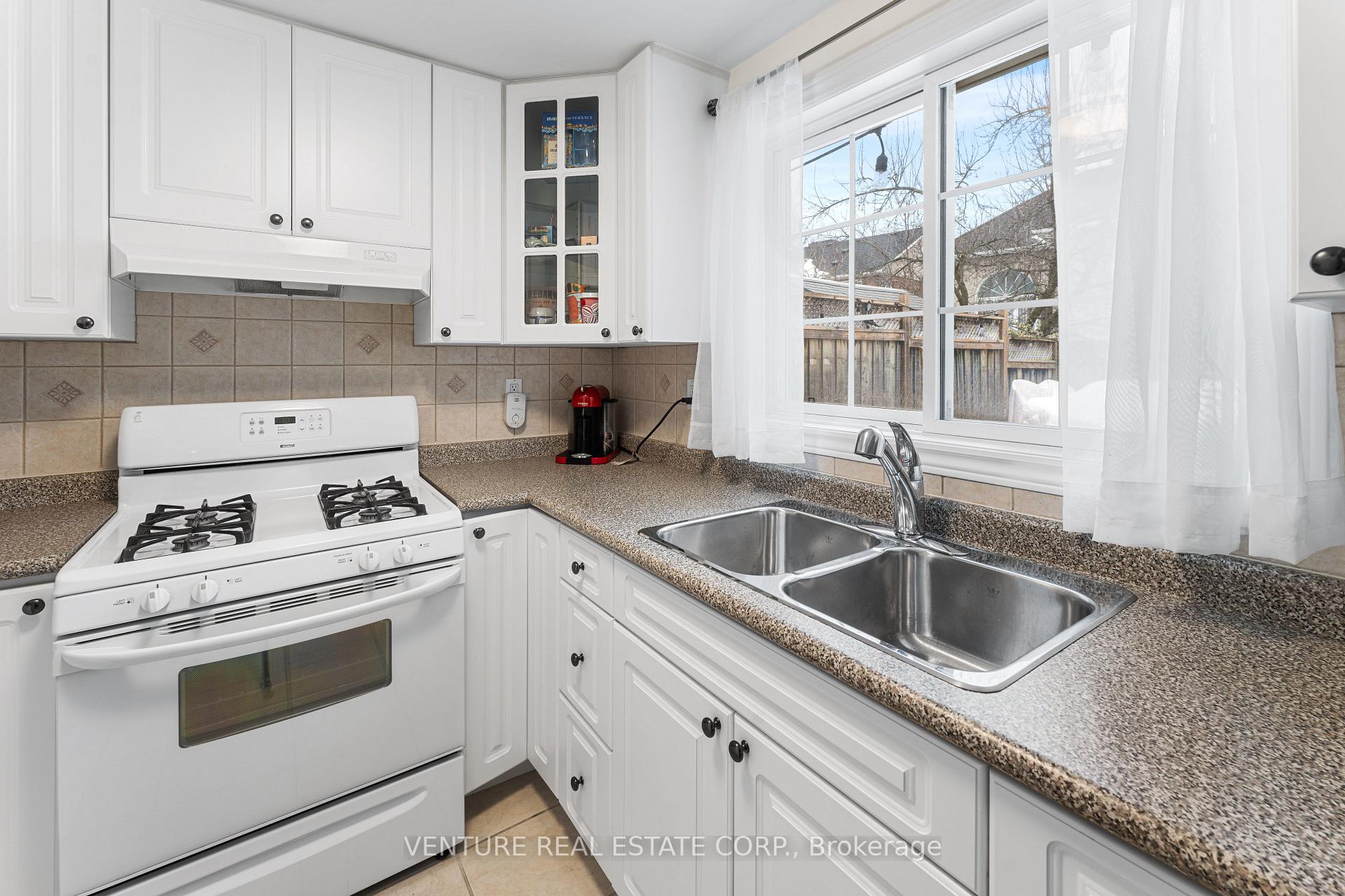 Photo 38 of 21 Welsh Street, Ajax, Central West — HOMEH