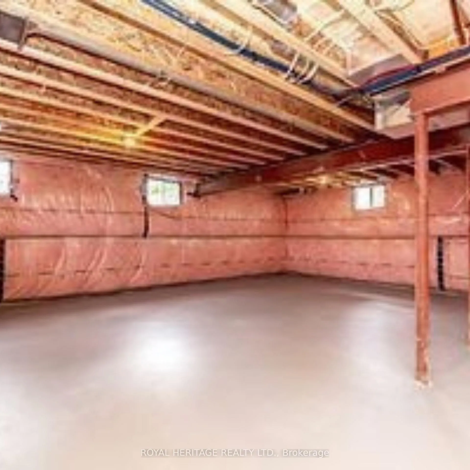 Photo 19 of 42 St Augustine Drive, Whitby, Brooklin — HOMEH