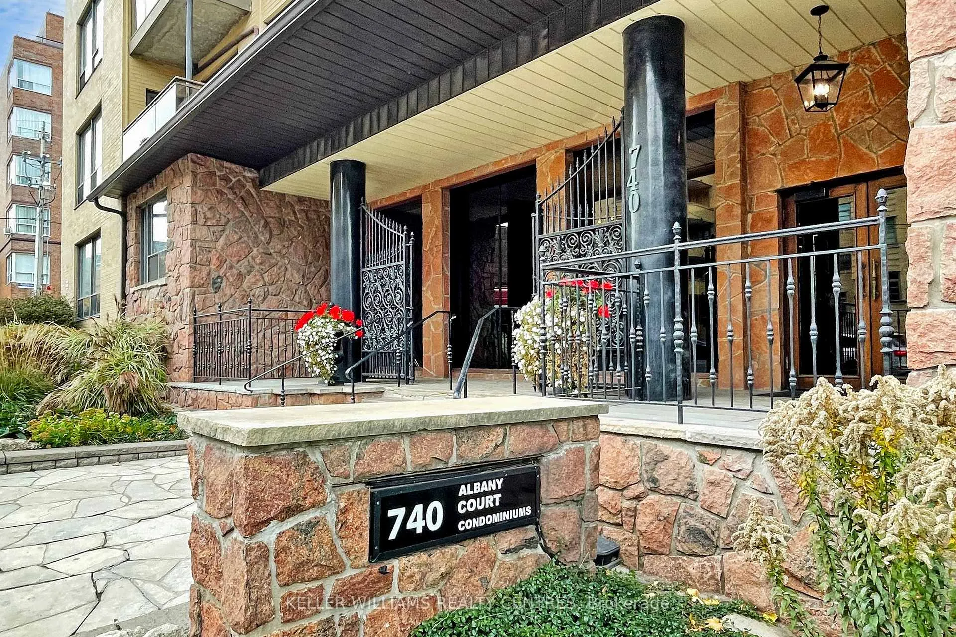 Front of Unit 301, 740 Eglinton Avenue W