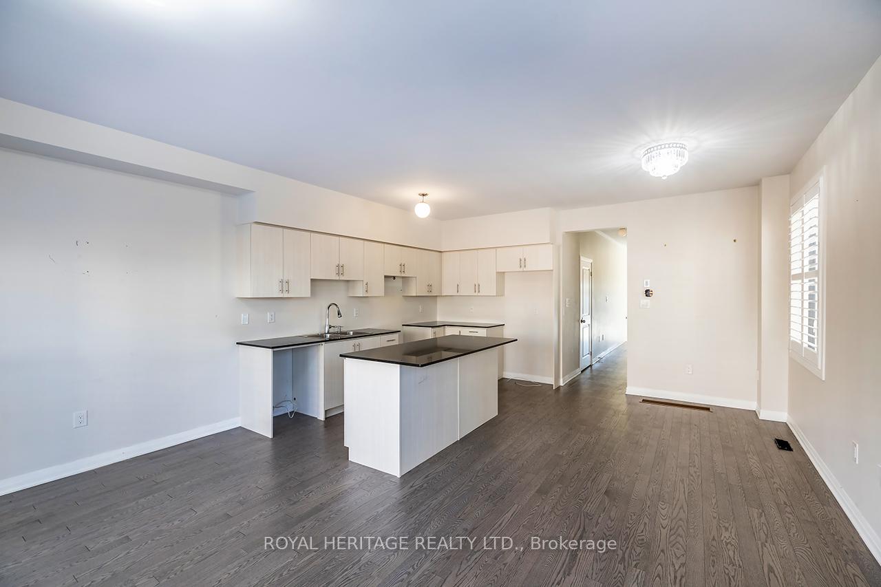 Photo 3 of 59 Cryderman Lane, Clarington, Bowmanville — HOMEH