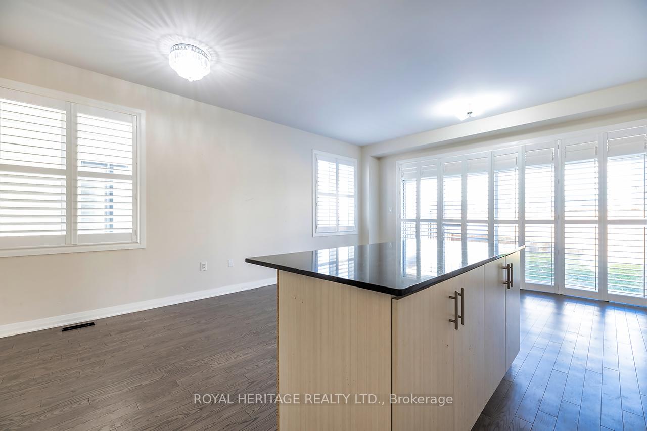 Photo 6 of 59 Cryderman Lane, Clarington, Bowmanville — HOMEH