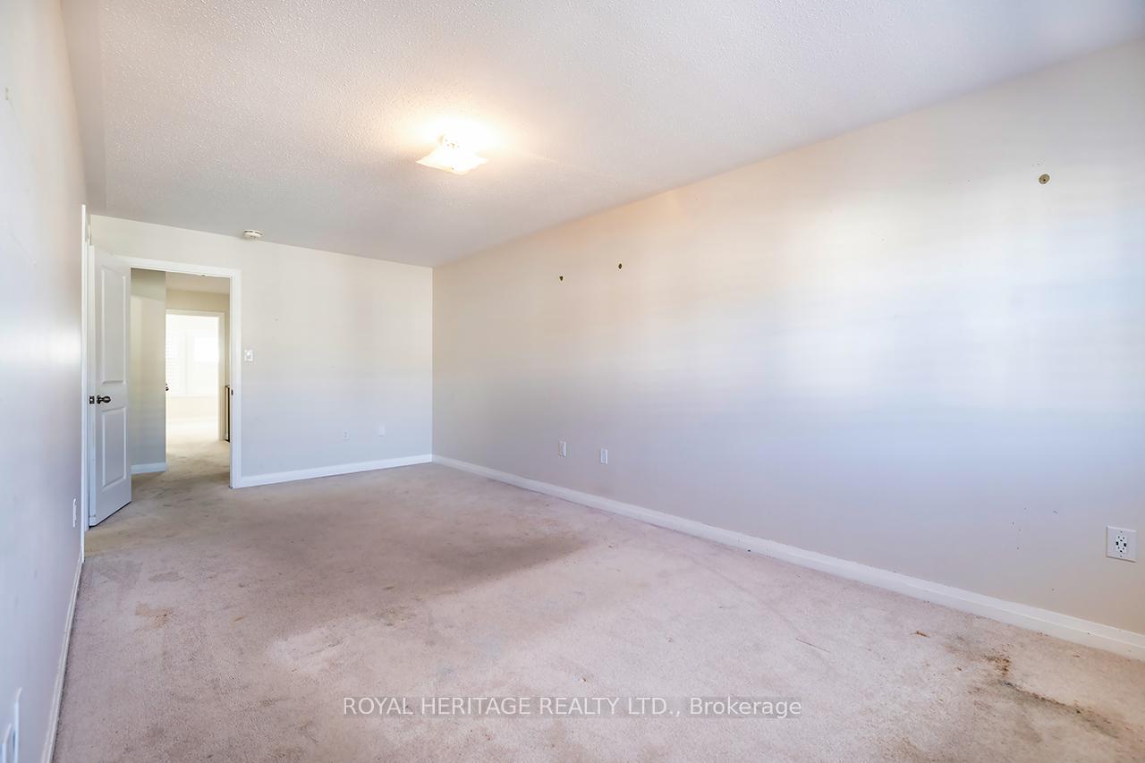 Photo 8 of 59 Cryderman Lane, Clarington, Bowmanville — HOMEH