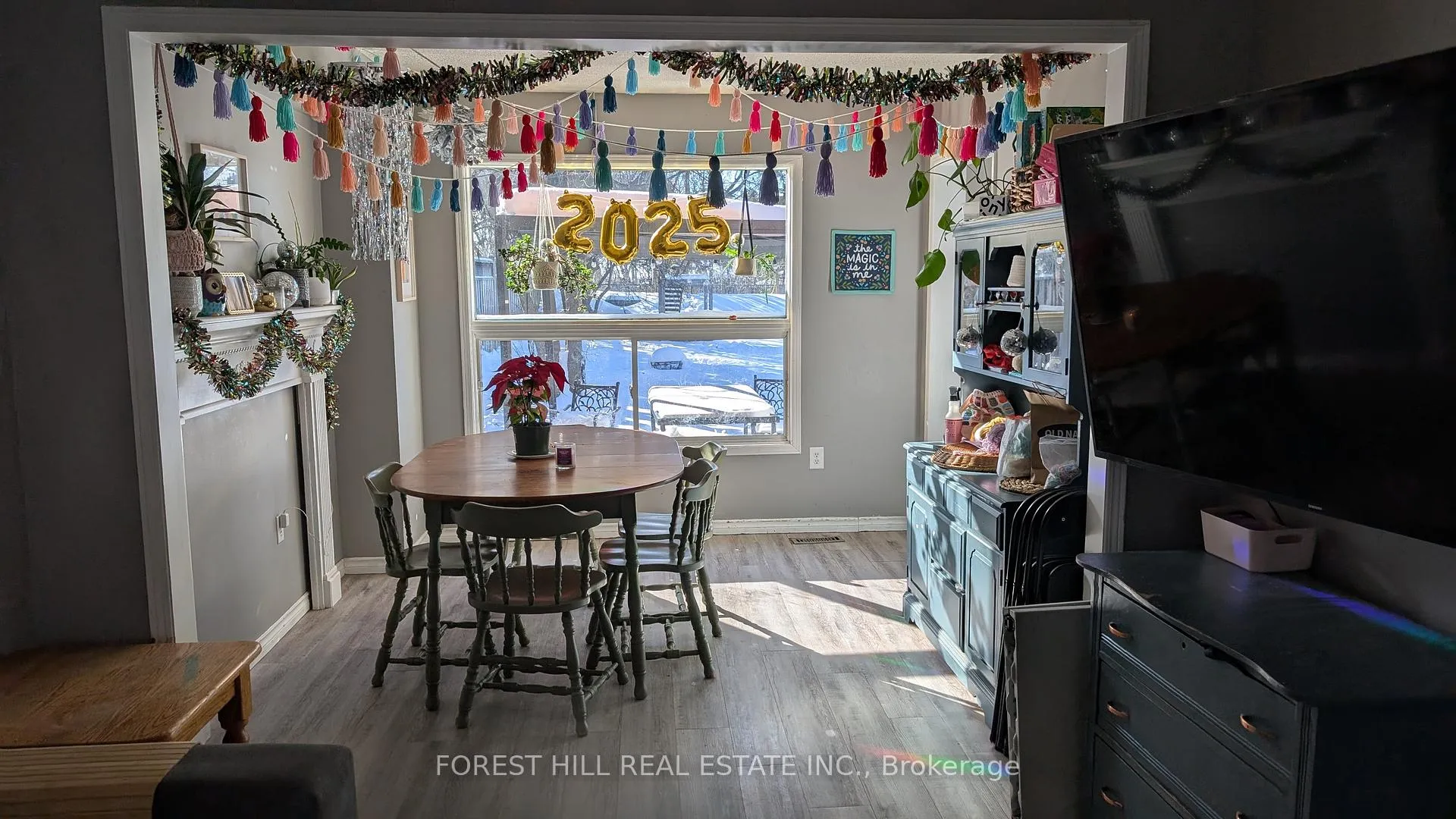 Photo 6 of 46 Golden Meadow Road, Barrie, Innis-Shore — HOMEH