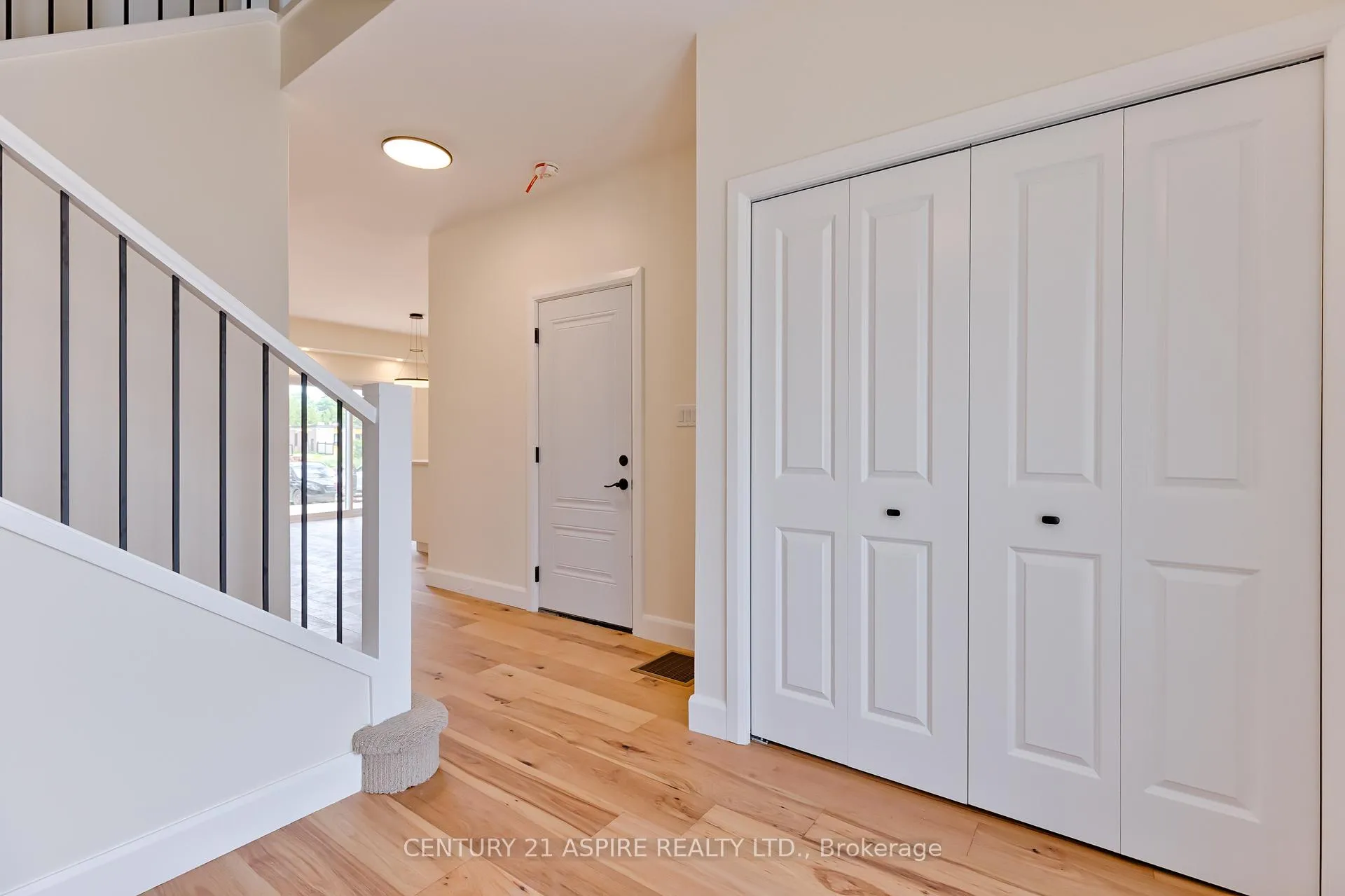 Photo 35 of 94C Frontenac Crescent, Deep River — HOMEH