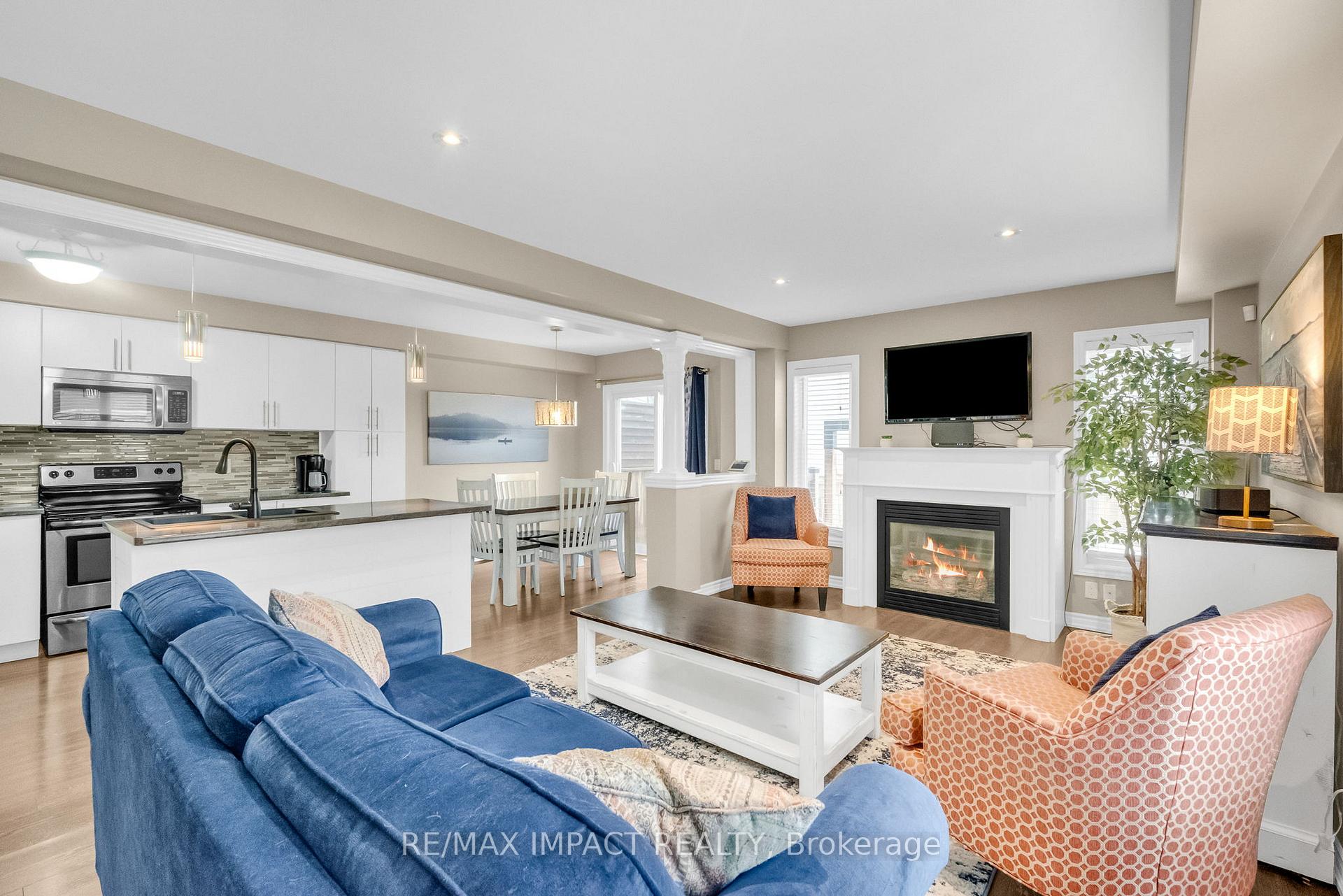 Photo 10 of 821 Leslie Street, Cobourg — HOMEH