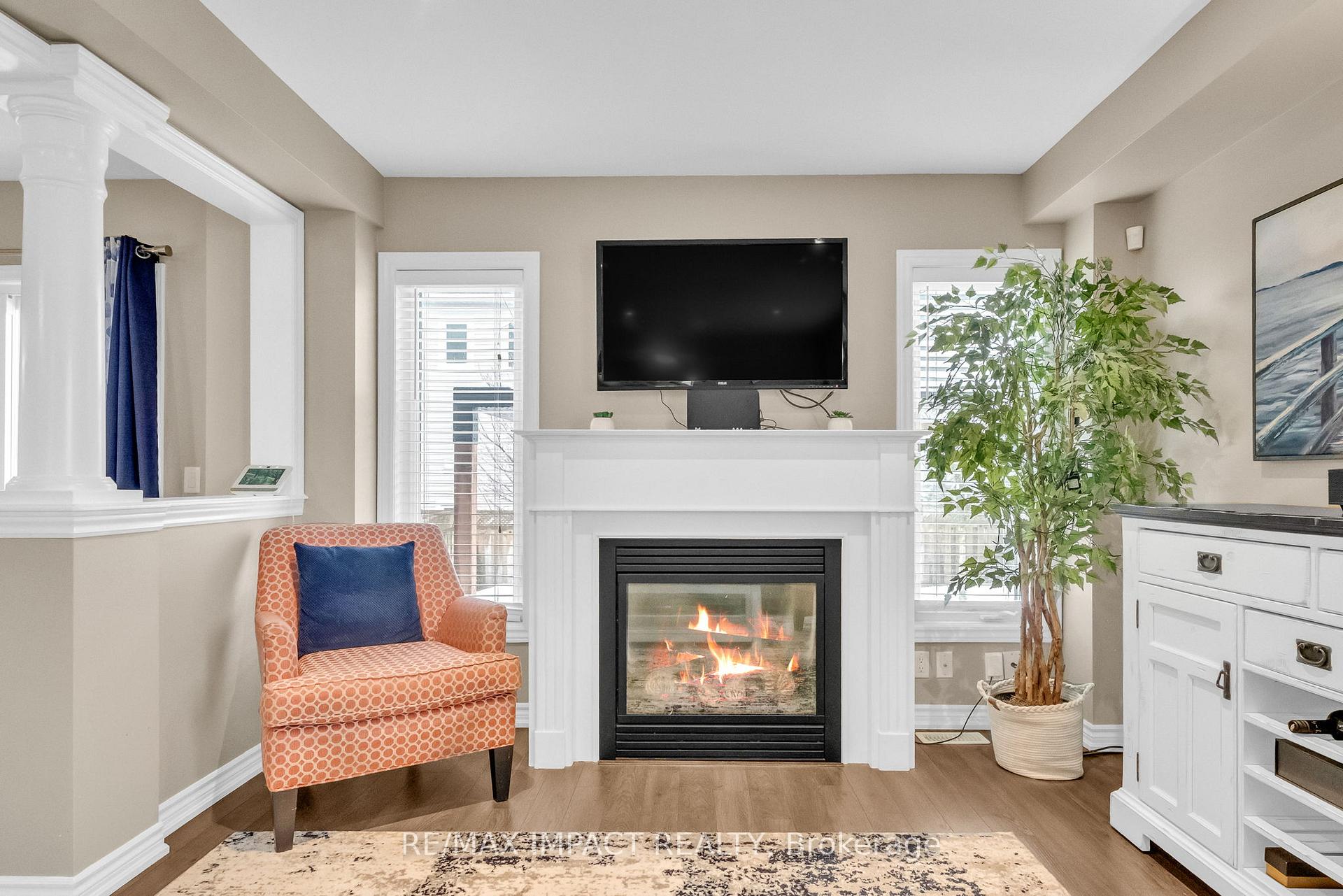 Photo 11 of 821 Leslie Street, Cobourg — HOMEH