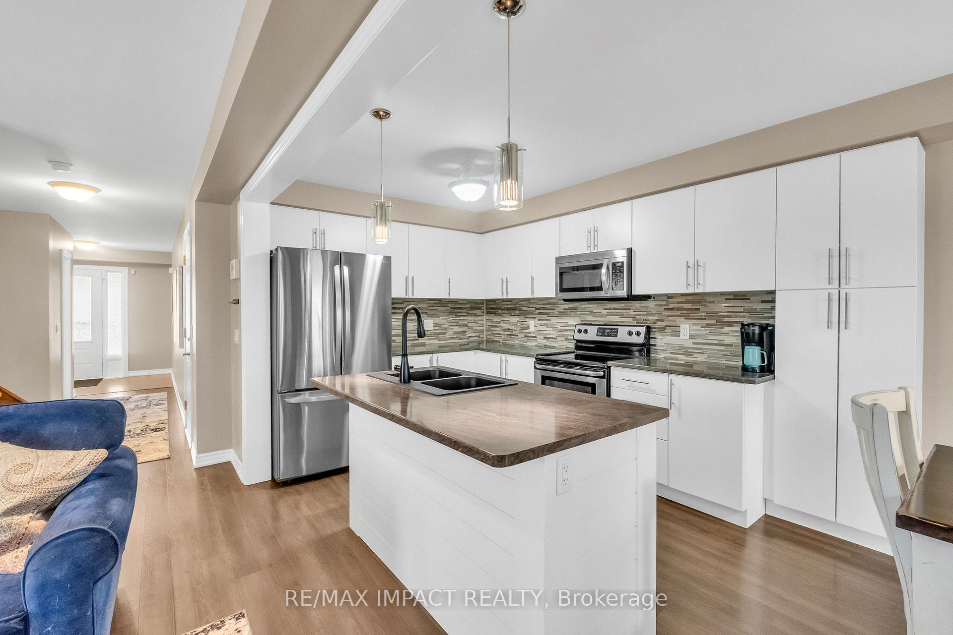 Photo 13 of 821 Leslie Street, Cobourg — HOMEH
