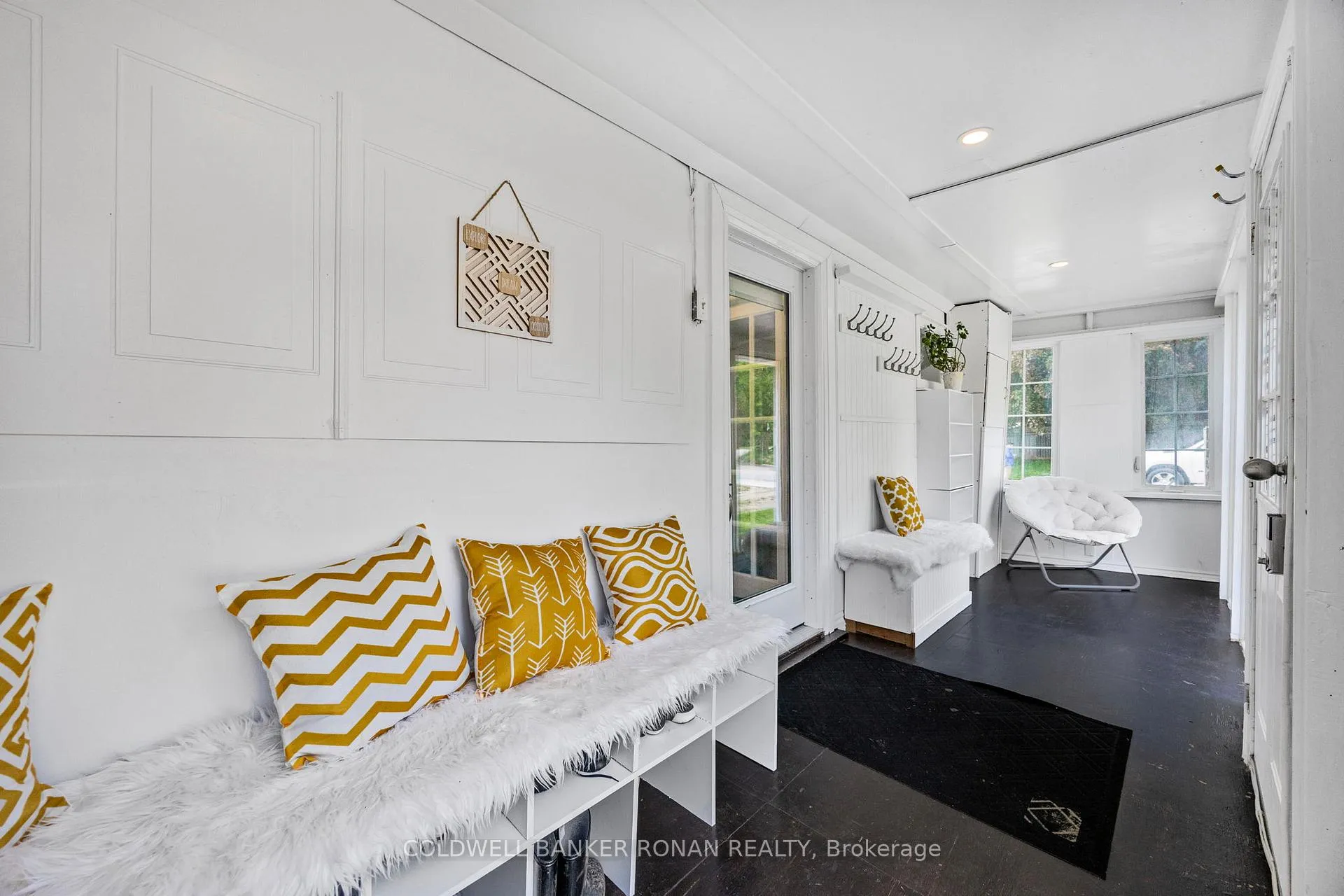 Photo 3 of 215 First Avenue W, Shelburne — HOMEH