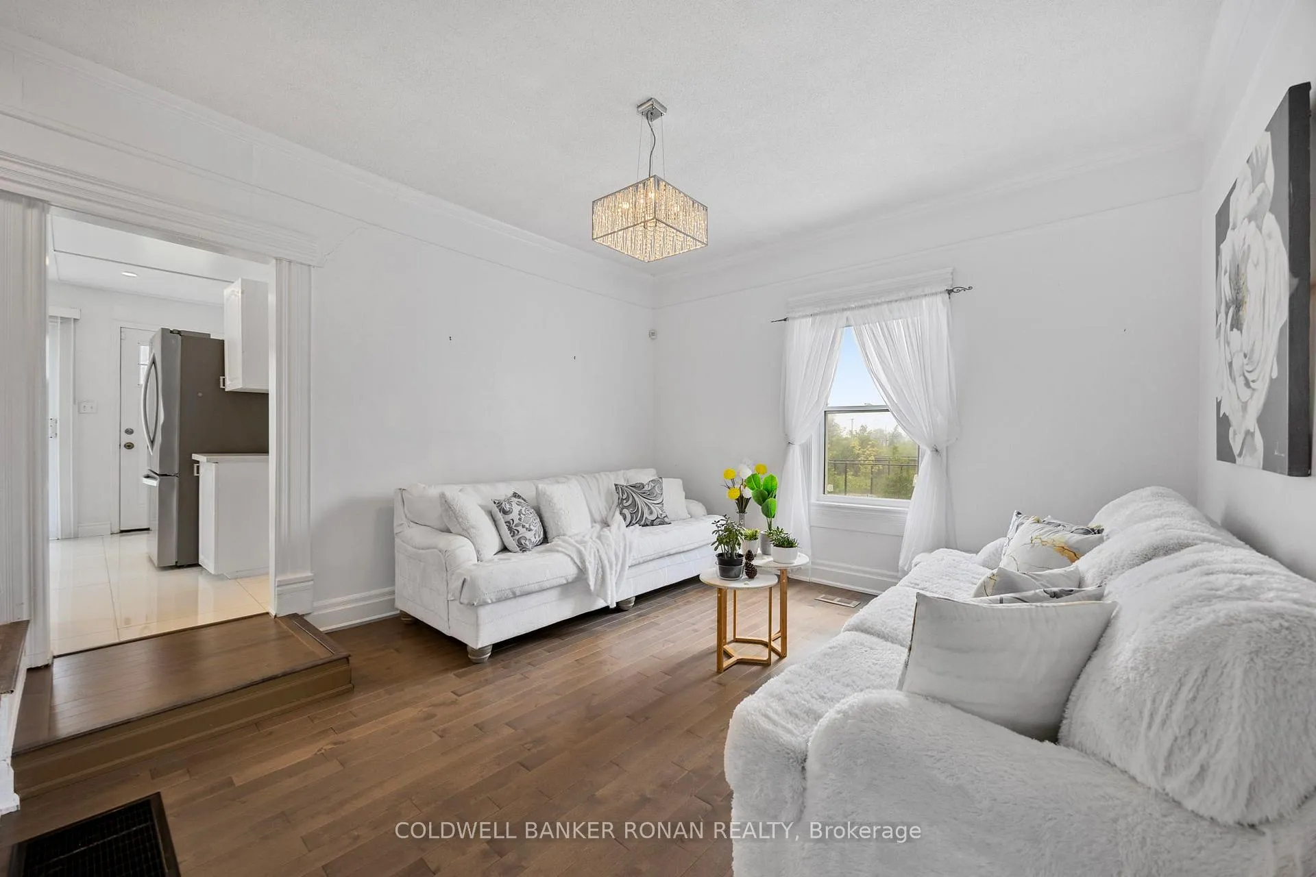 Photo 4 of 215 First Avenue W, Shelburne — HOMEH