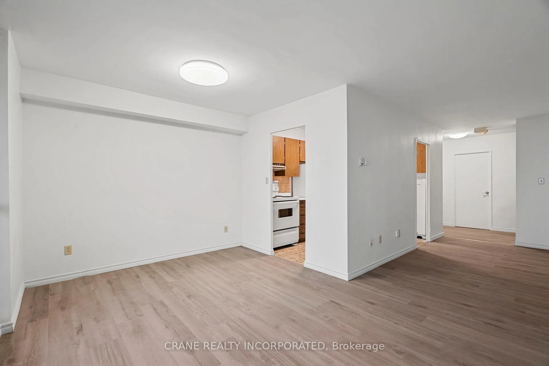 Photo 6 of Unit 2610, 1 Massey Square, Toronto, Crescent Town — HOMEH