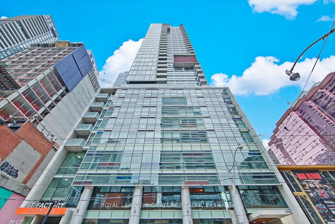 Front of Unit 3210, 375 King Street W