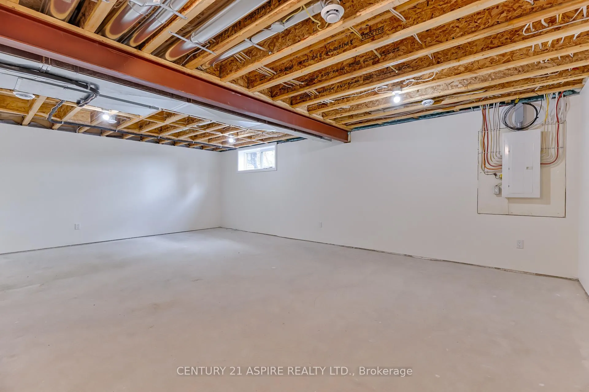 Photo 43 of 94A Frontenac Crescent, Deep River — HOMEH