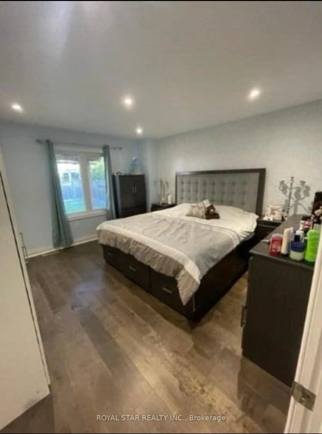 Photo 8 of Unit Main, 14 Chayna Crescent, Vaughan, Maple — HOMEH