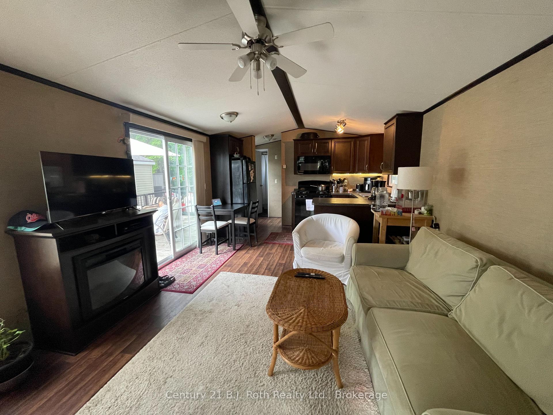 Photo 7 of Unit 98, 1082 Shamrock Marina Road, Gravenhurst, Morrison — HOMEH