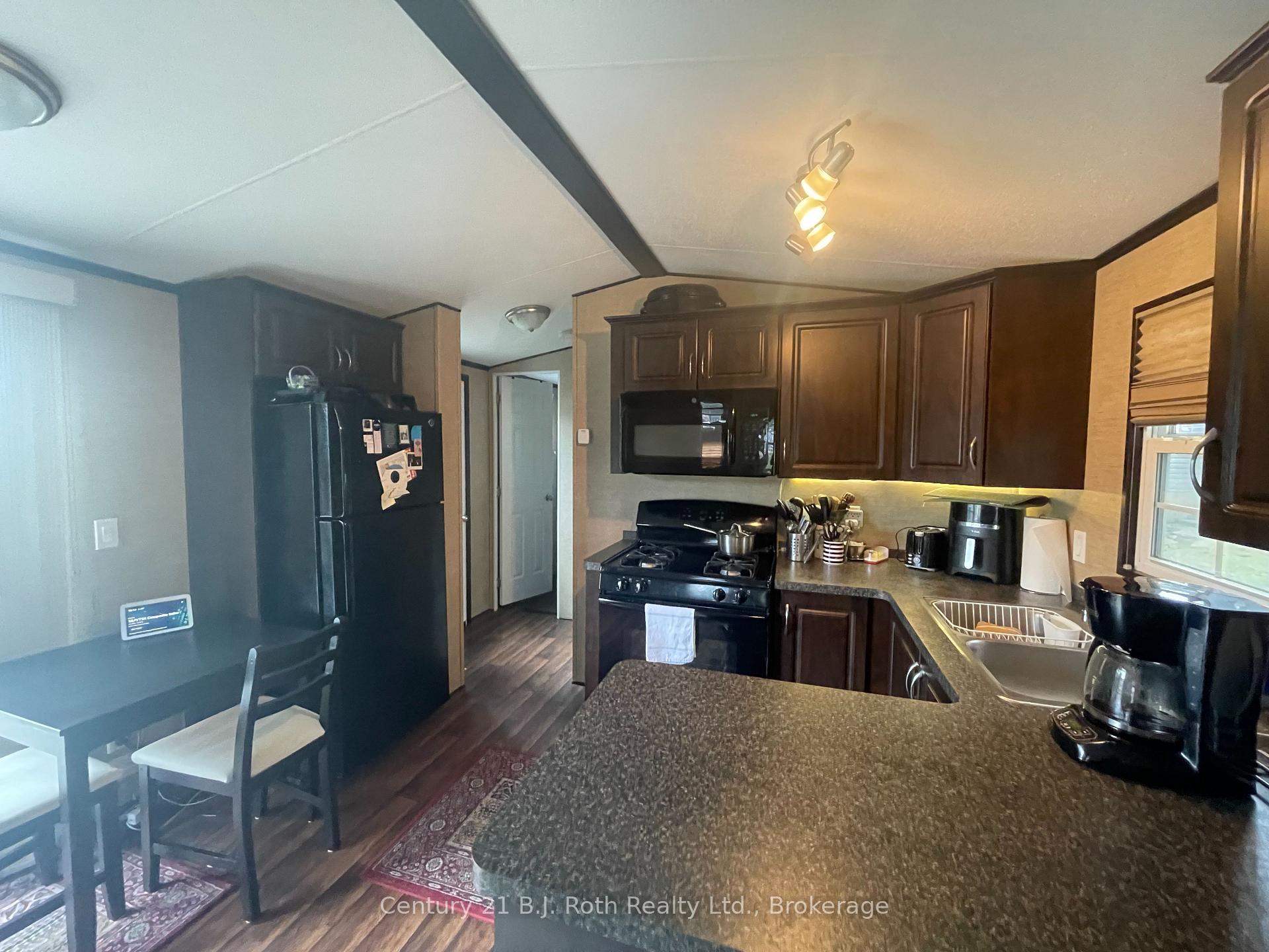 Photo 11 of Unit 98, 1082 Shamrock Marina Road, Gravenhurst, Morrison — HOMEH