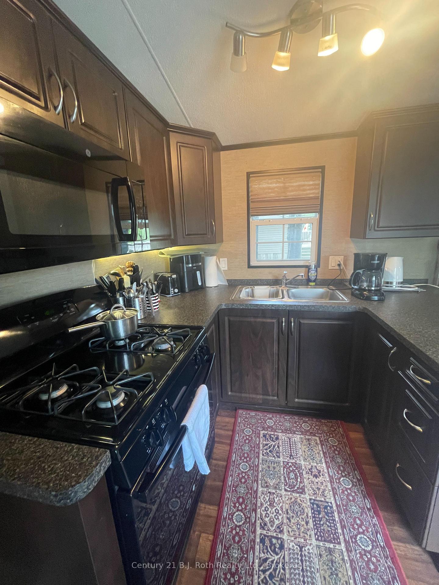 Photo 13 of Unit 98, 1082 Shamrock Marina Road, Gravenhurst, Morrison — HOMEH