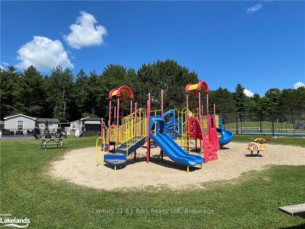 Photo 32 of Unit 98, 1082 Shamrock Marina Road, Gravenhurst, Morrison — HOMEH