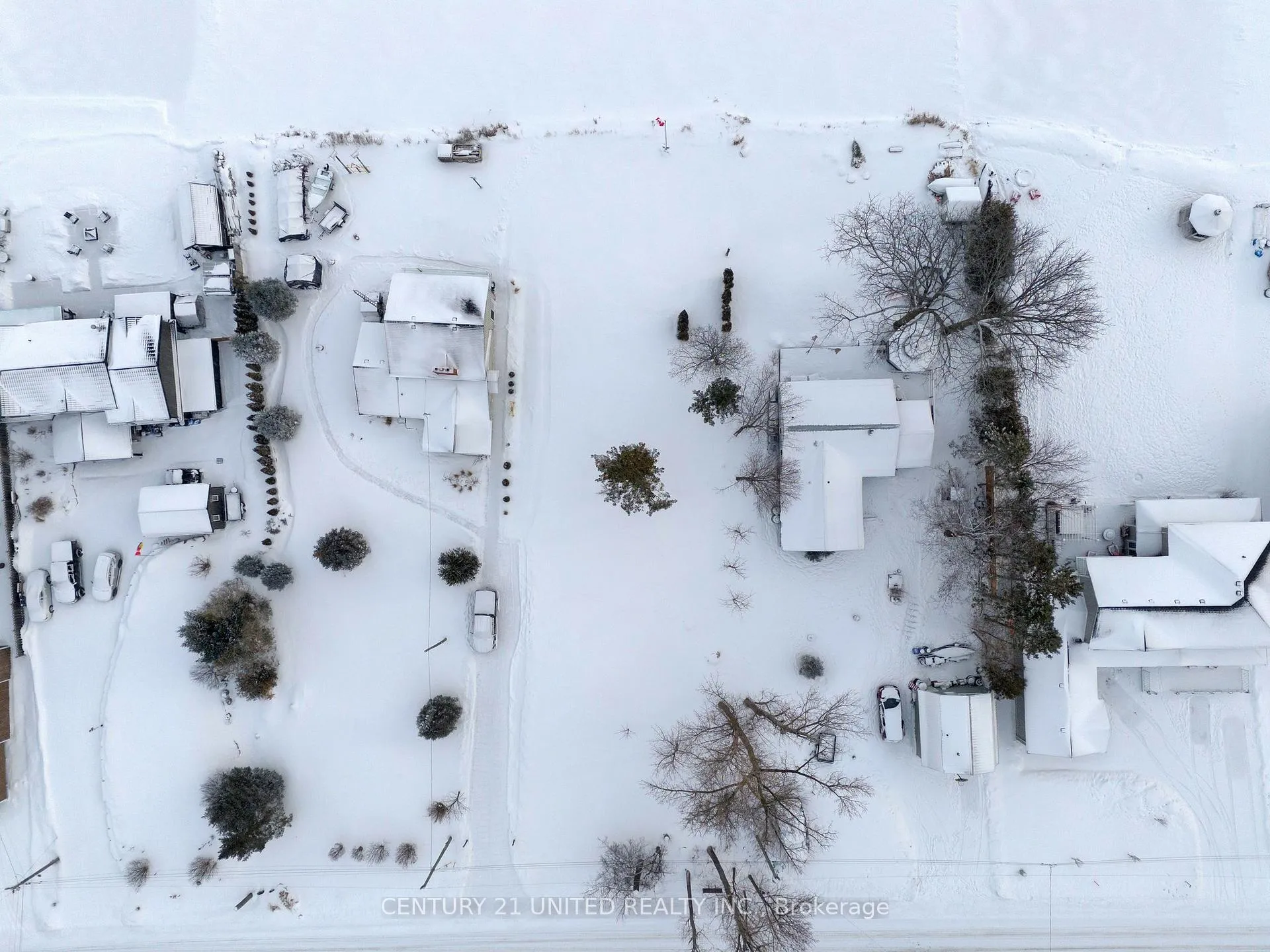Photo 4 of Aldred Drive E, Scugog, Port Perry — HOMEH