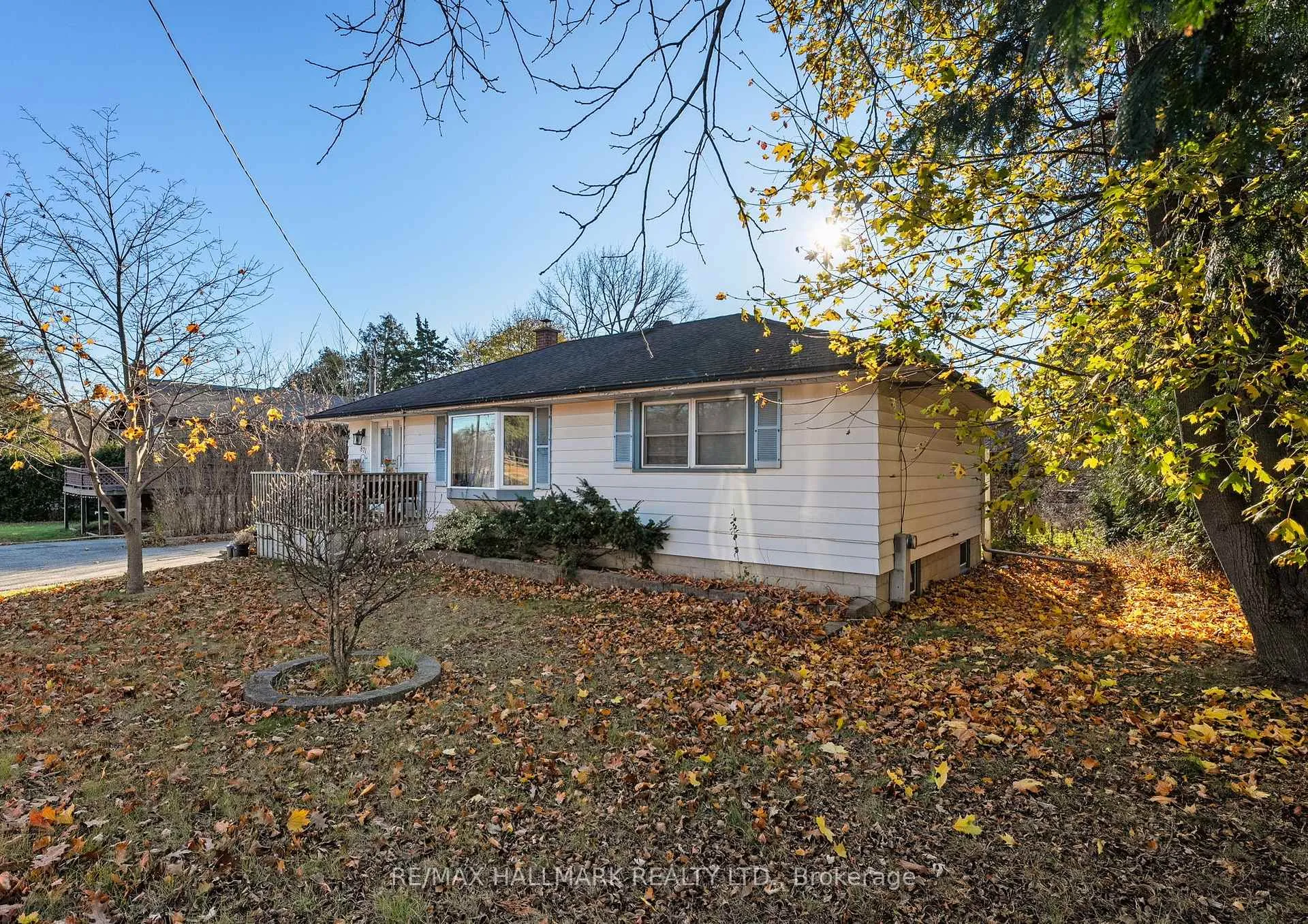 Photo 1 of 871 Finch Avenue, Pickering, Dunbarton — HOMEH