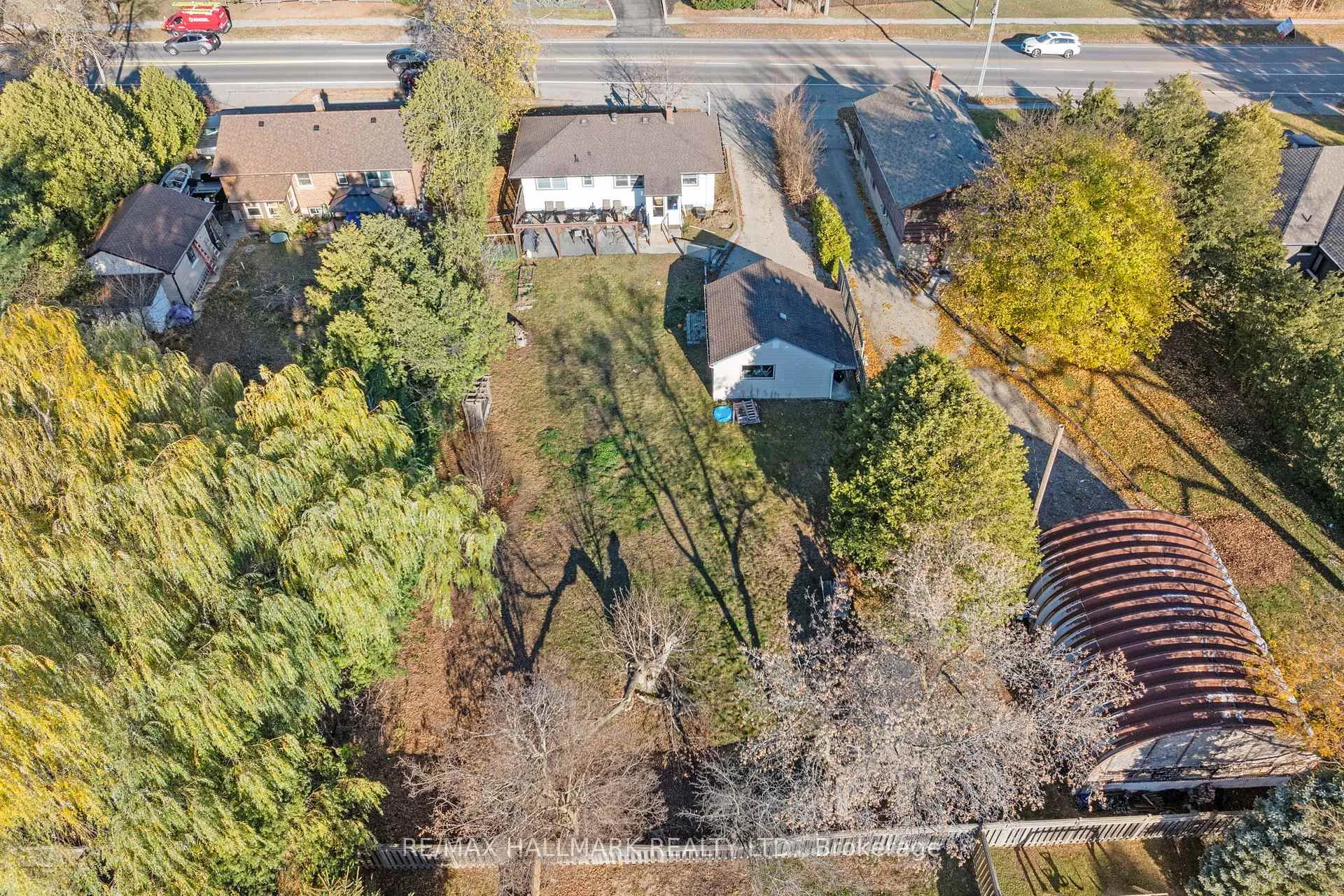 Photo 19 of 871 Finch Avenue, Pickering, Dunbarton — HOMEH