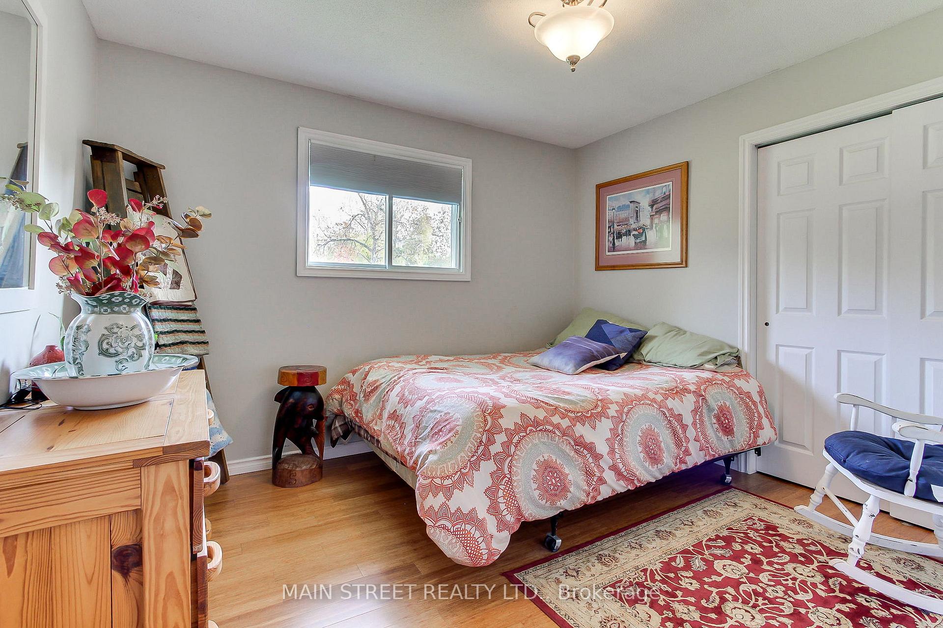 Photo 18 of 32 Beaverdale Crescent, Georgina, Pefferlaw — HOMEH