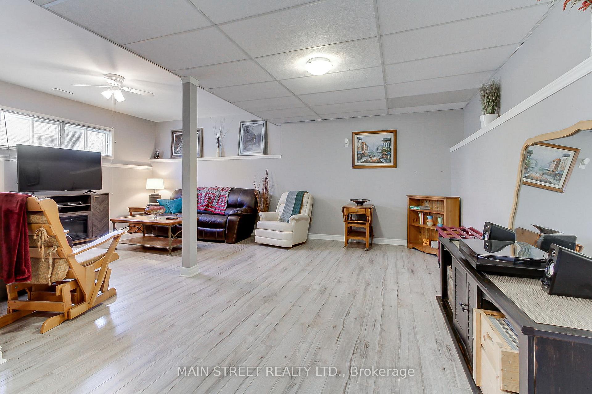 Photo 22 of 32 Beaverdale Crescent, Georgina, Pefferlaw — HOMEH