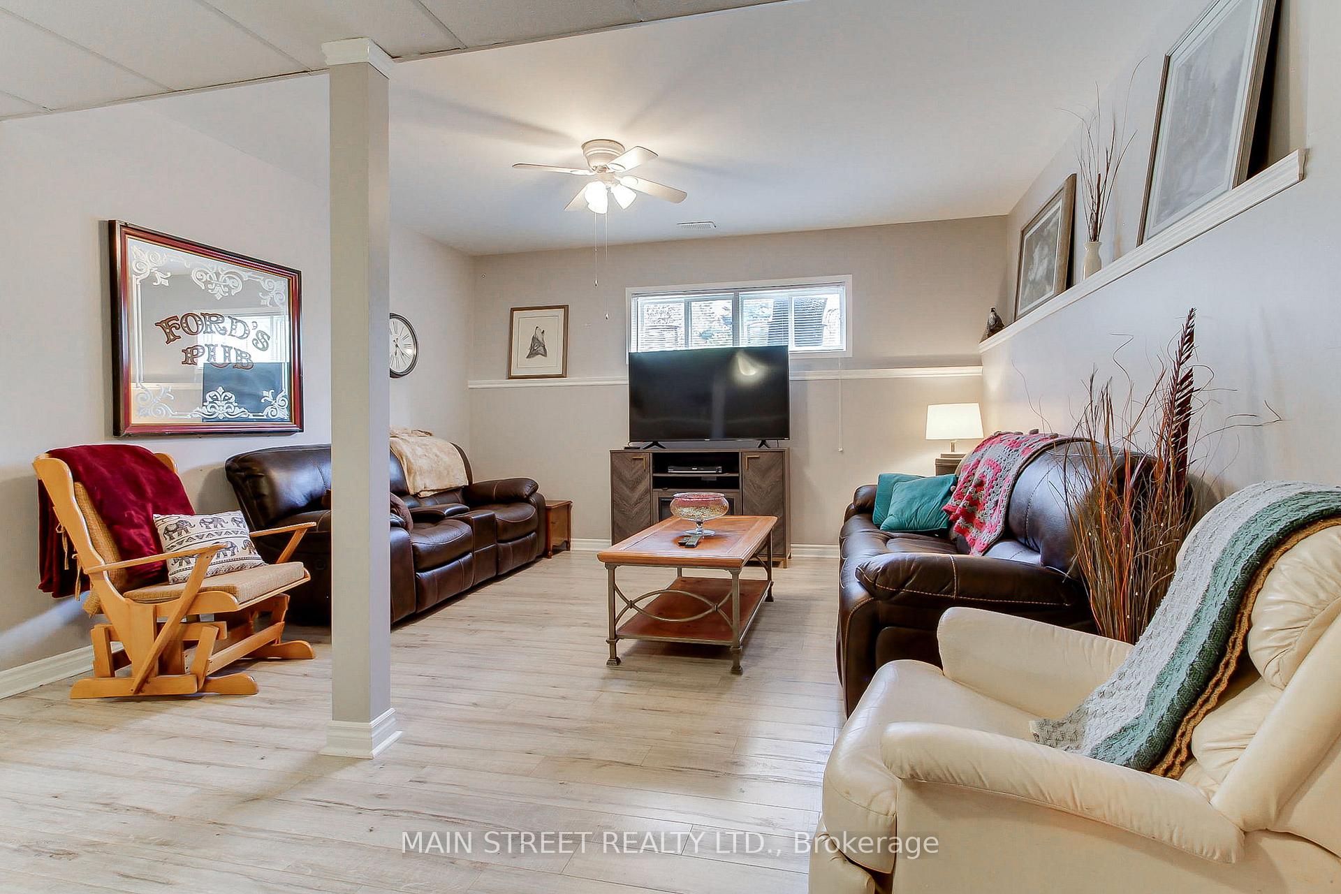Photo 23 of 32 Beaverdale Crescent, Georgina, Pefferlaw — HOMEH