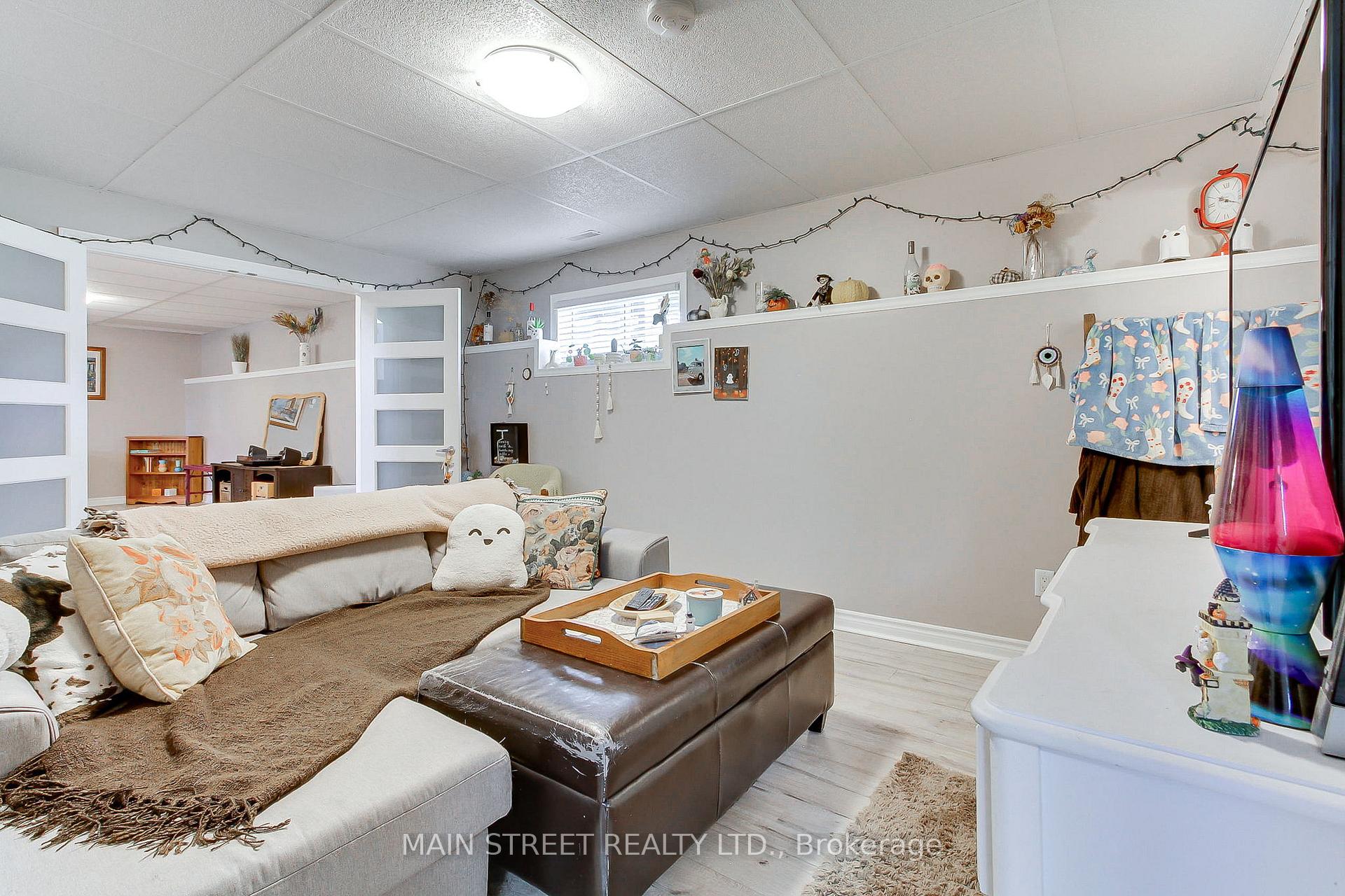 Photo 25 of 32 Beaverdale Crescent, Georgina, Pefferlaw — HOMEH