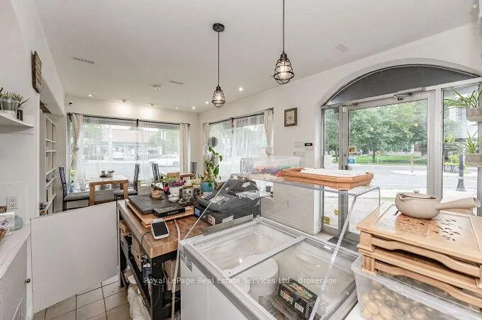 Photo 30 of 925 King Street W, Hamilton, Westdale — HOMEH