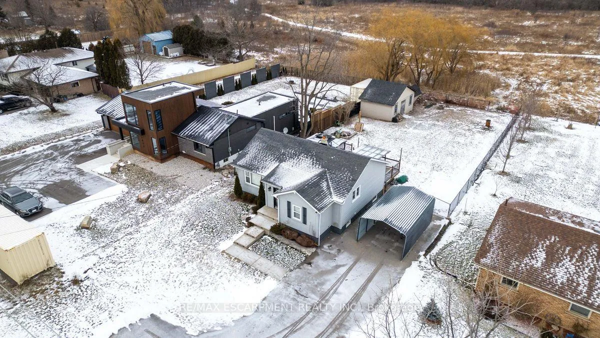 Photo 7 of 1897 Rymal Road E, Hamilton, Stoney Creek Mountain — HOMEH