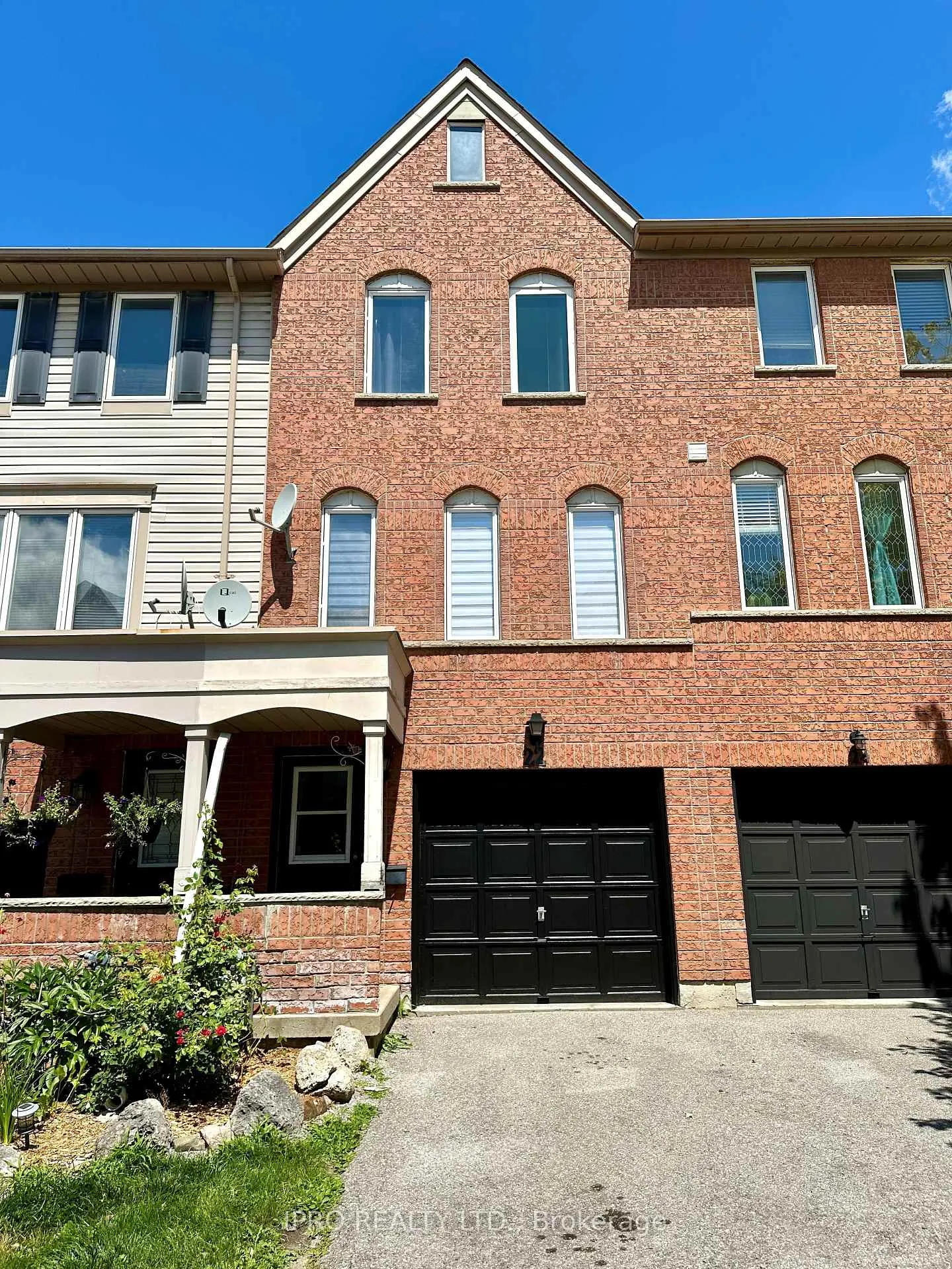 Photo 1 of 22 McGonigal Lane, Ajax, Central West — HOMEH