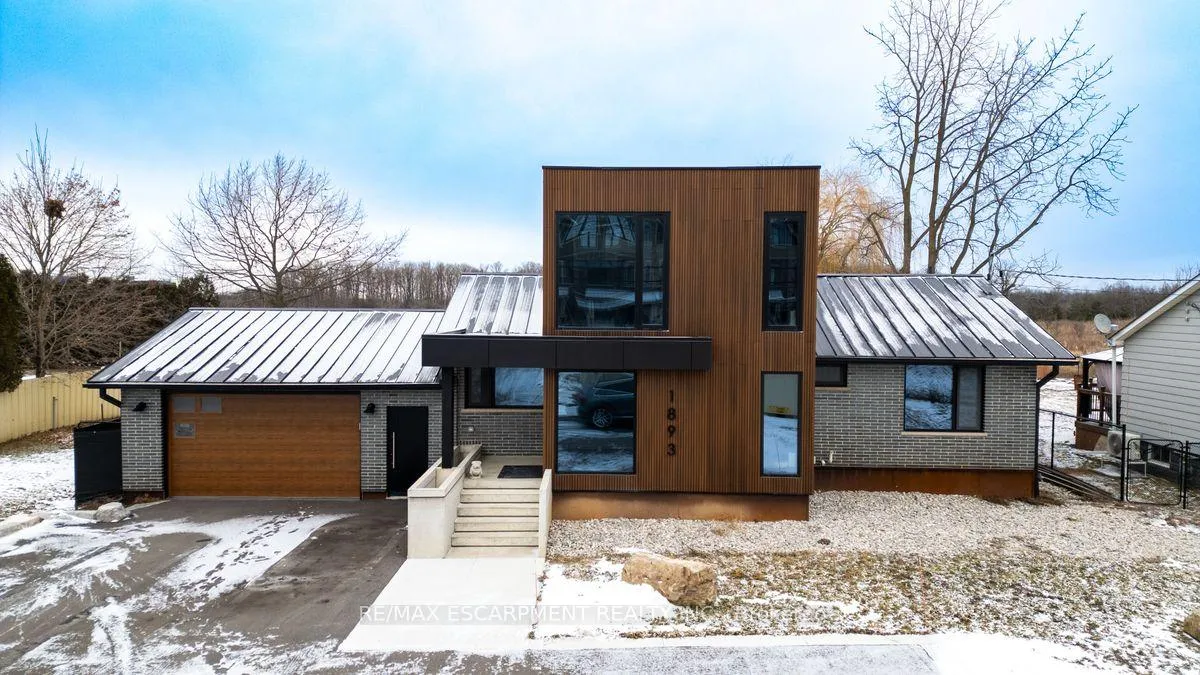 Photo 7 of 1893 Rymal Road E, Hamilton, Stoney Creek Mountain — HOMEH