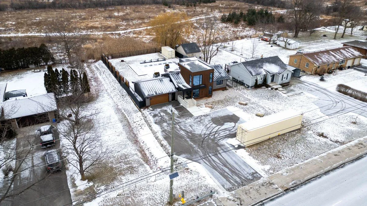 Photo 9 of 1893 Rymal Road E, Hamilton, Stoney Creek Mountain — HOMEH