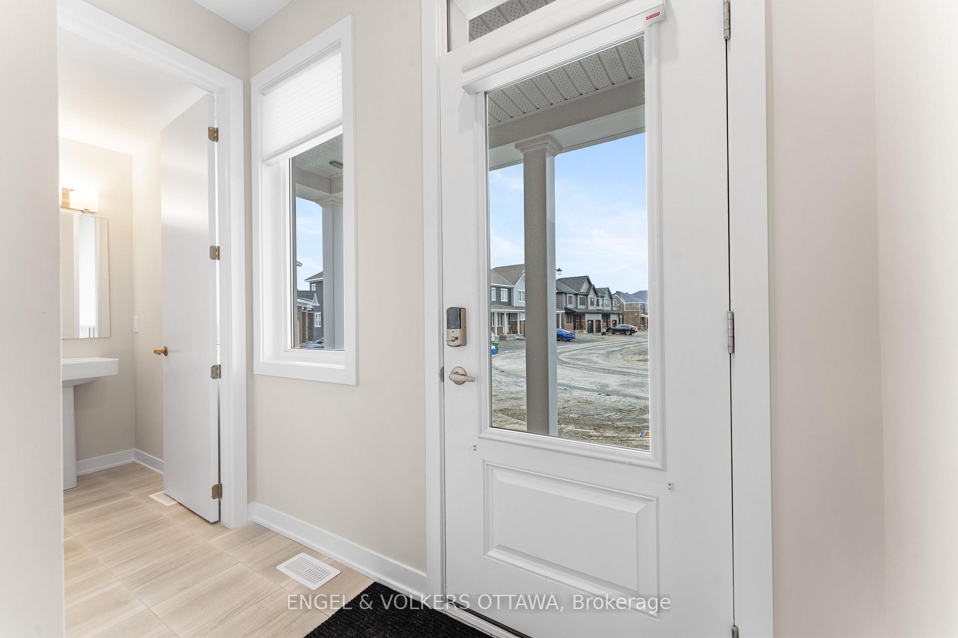 Photo 2 of 172 Beebalm Crescent, Ottawa, Barrhaven - Half Moon Bay — HOMEH