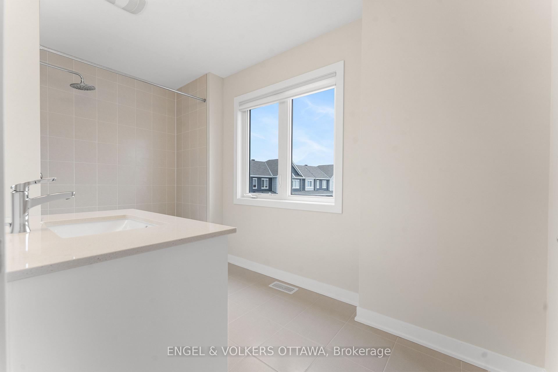 Photo 25 of 172 Beebalm Crescent, Ottawa, Barrhaven - Half Moon Bay — HOMEH
