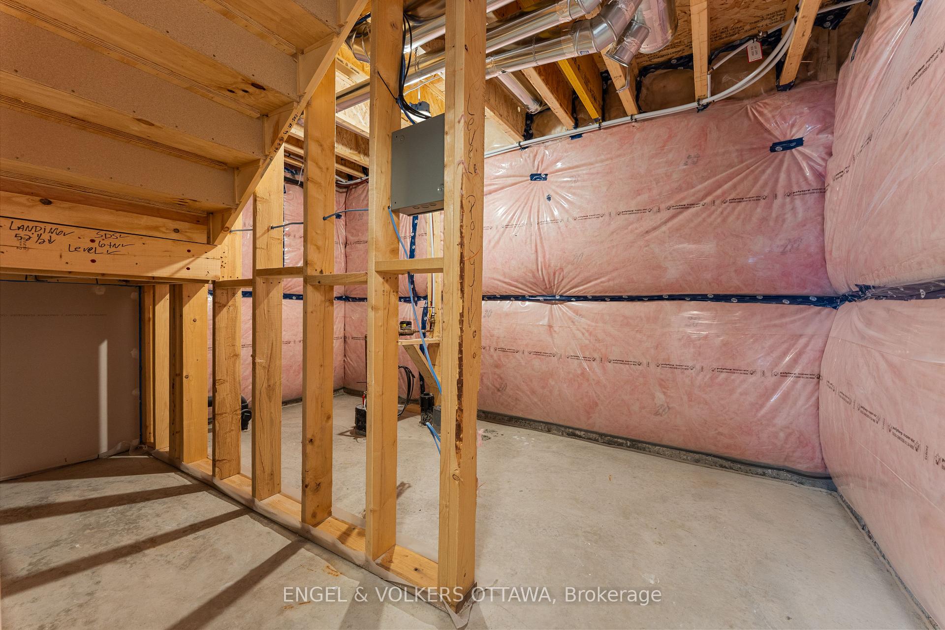 Photo 42 of 172 Beebalm Crescent, Ottawa, Barrhaven - Half Moon Bay — HOMEH
