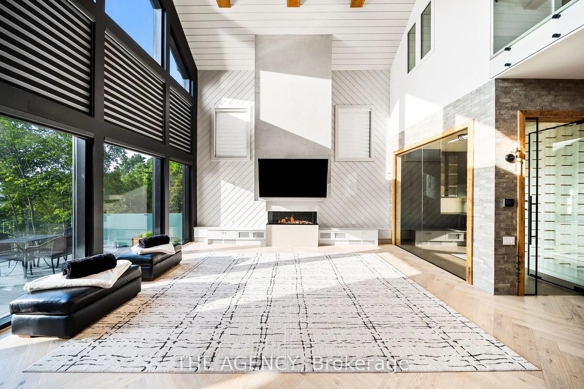 Photo 13 of 462 Silver Birch Drive, Tiny, Rural Tiny — HOMEH