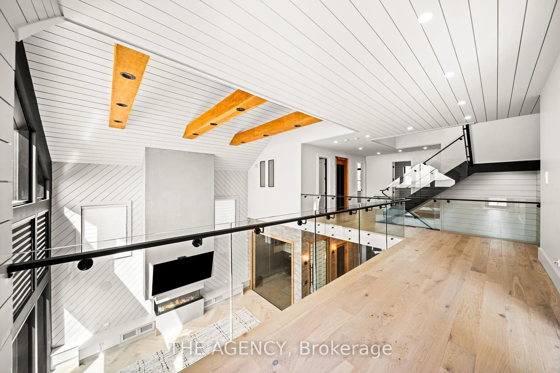 Photo 35 of 462 Silver Birch Drive, Tiny, Rural Tiny — HOMEH