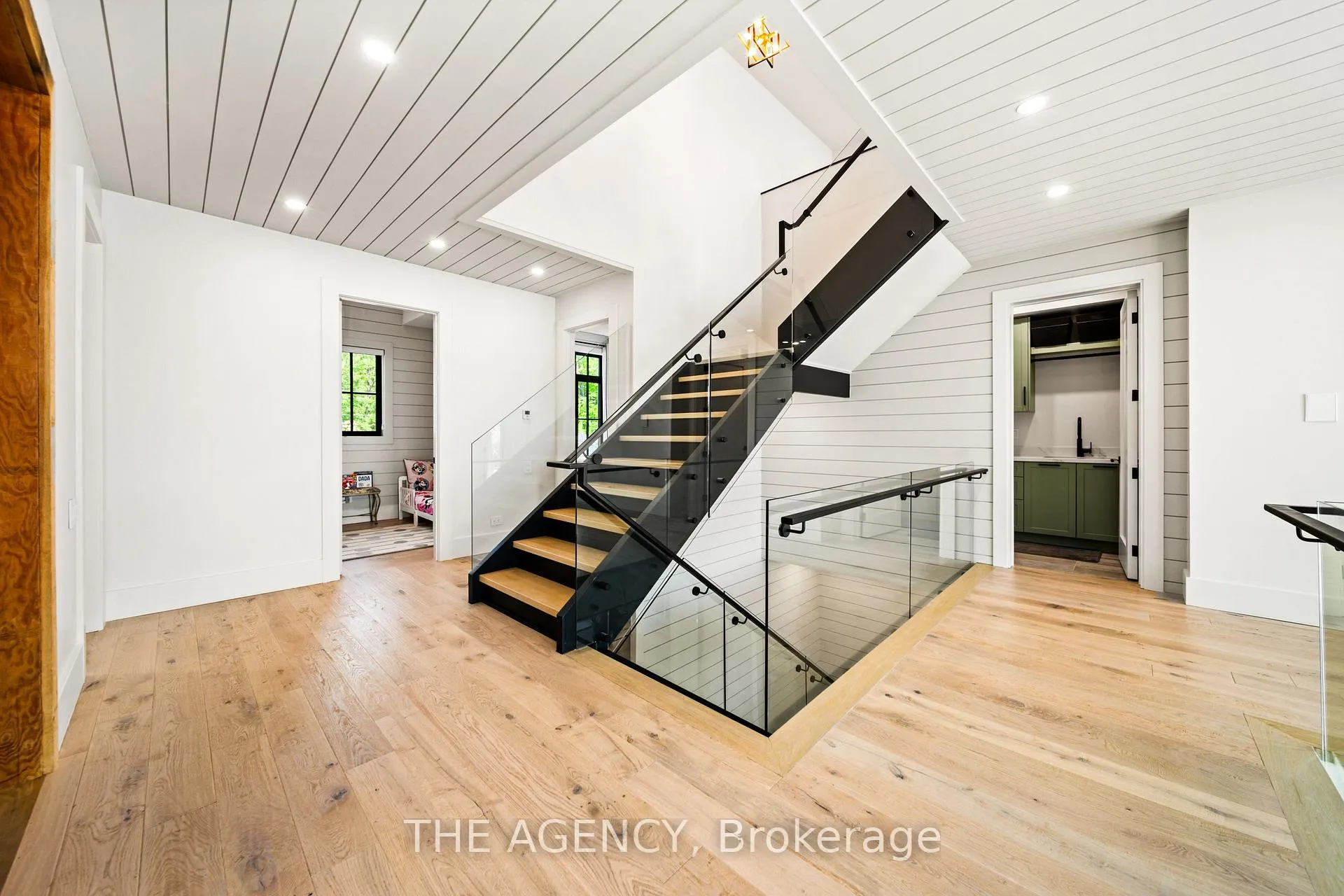 Photo 43 of 462 Silver Birch Drive, Tiny, Rural Tiny — HOMEH