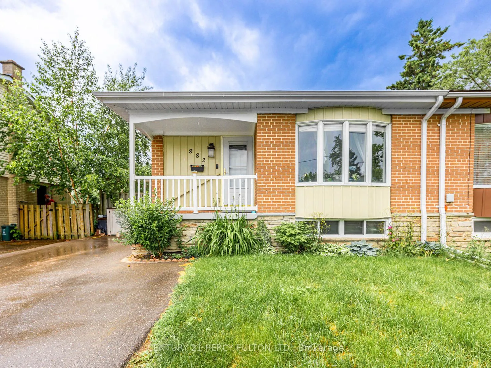 Front of 882 Liverpool Road