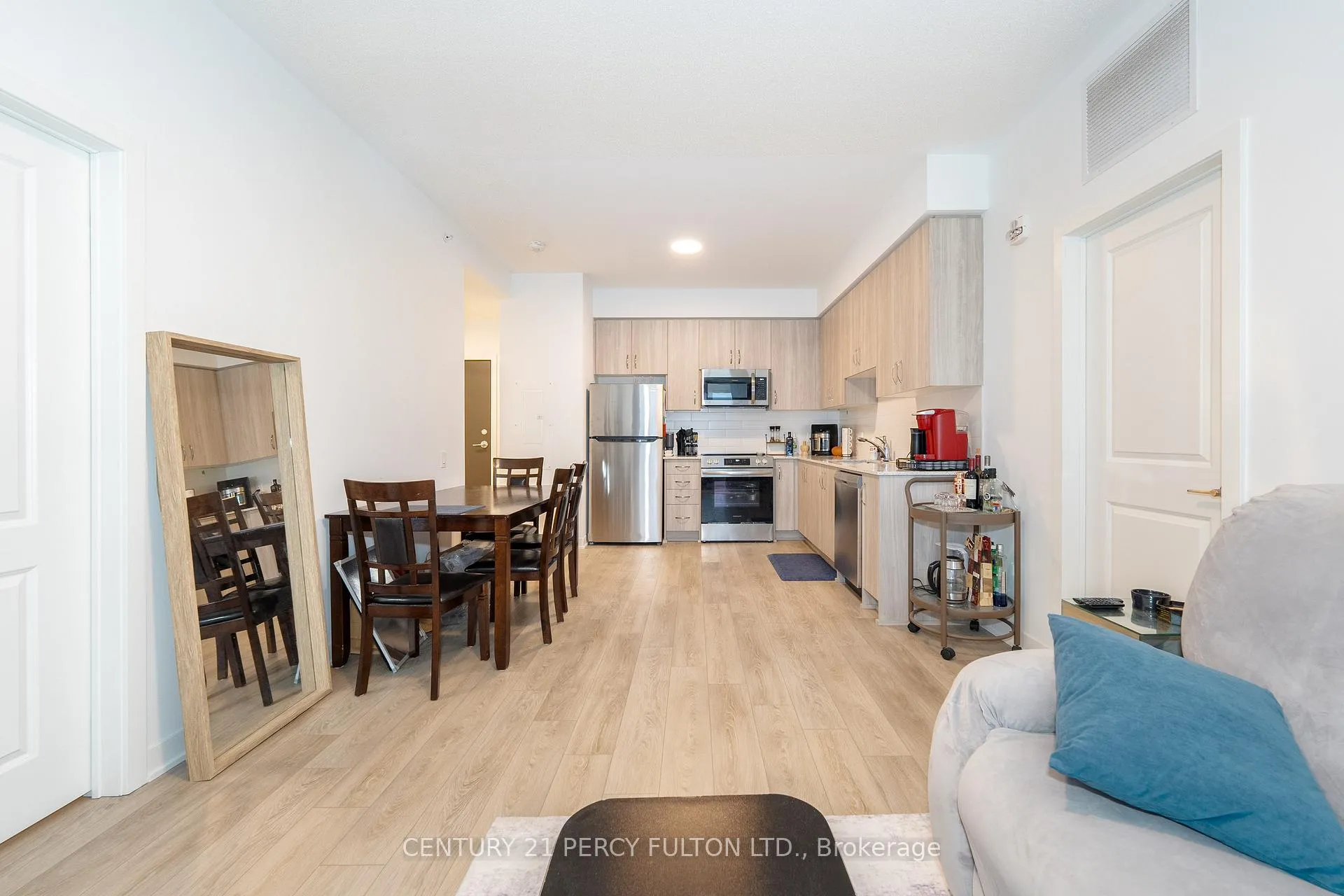 Photo 16 of Unit 213, 385 Arctic Red Drive, Oshawa, Windfields — HOMEH