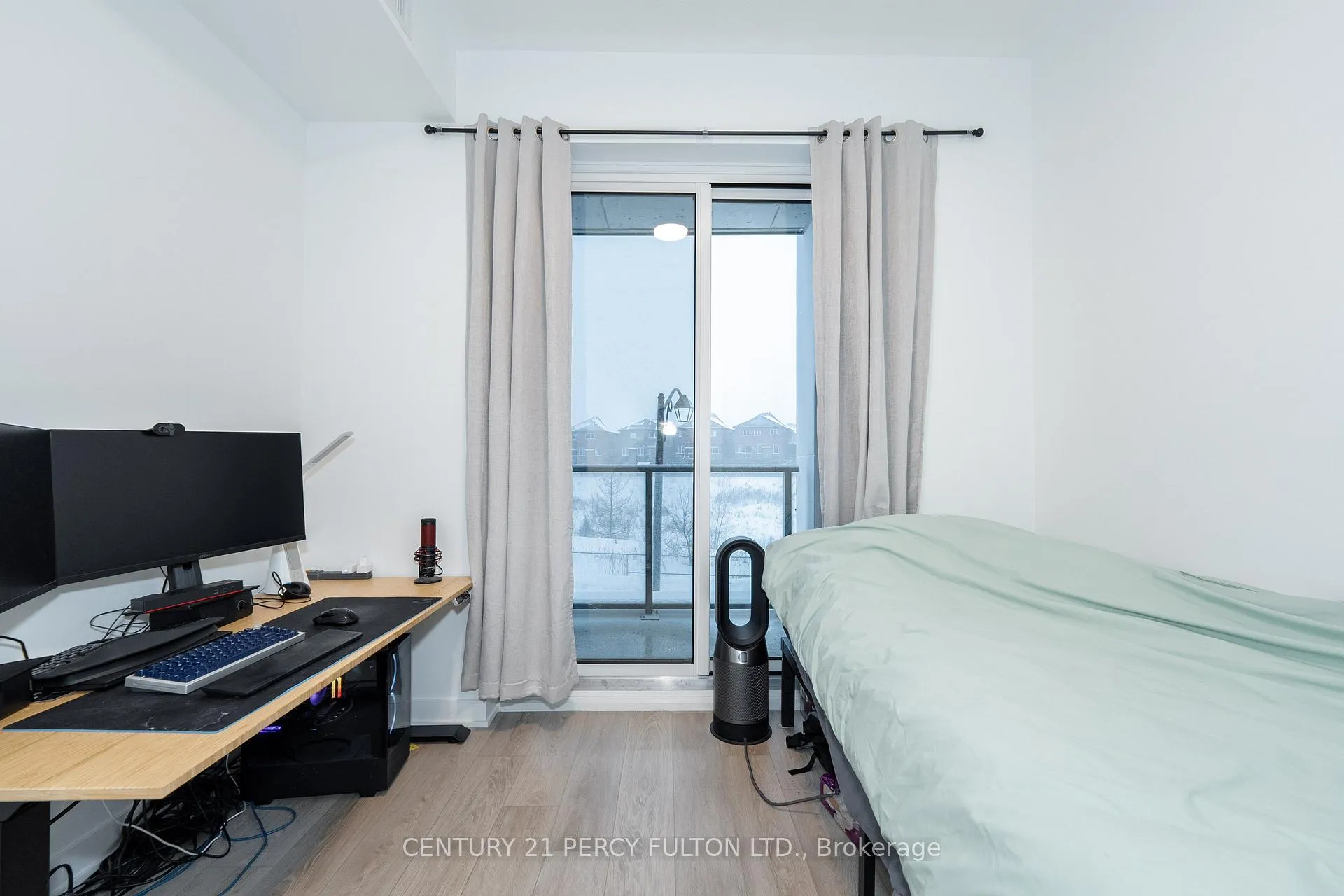 Photo 28 of Unit 213, 385 Arctic Red Drive, Oshawa, Windfields — HOMEH