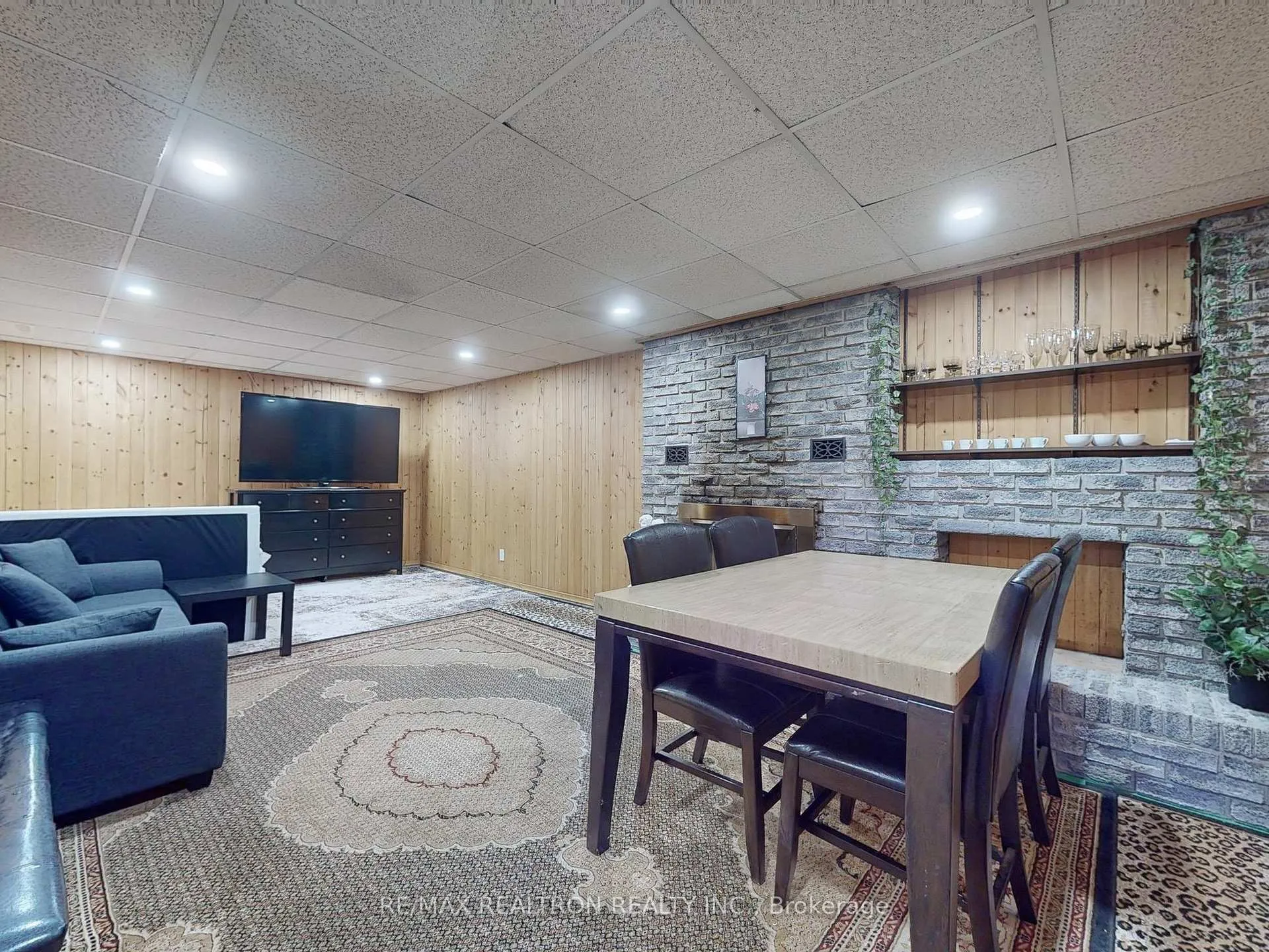 Photo 27 of 558 Sheppard Avenue, Pickering, Woodlands — HOMEH