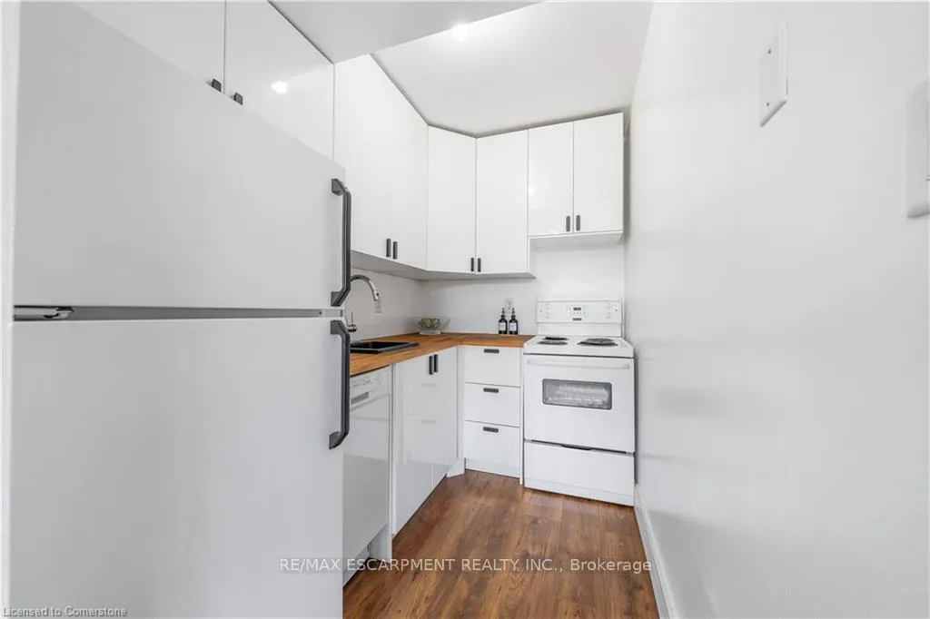 Photo 8 of Unit 2907, 150 Charlton Avenue E, Hamilton, Corktown — HOMEH
