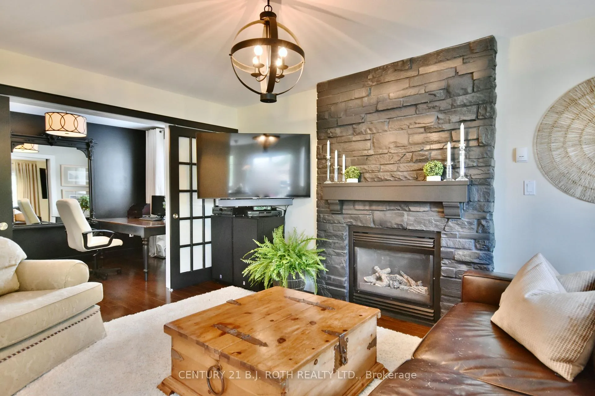 Photo 20 of 112 Brown Wood Drive, Barrie, Little Lake — HOMEH