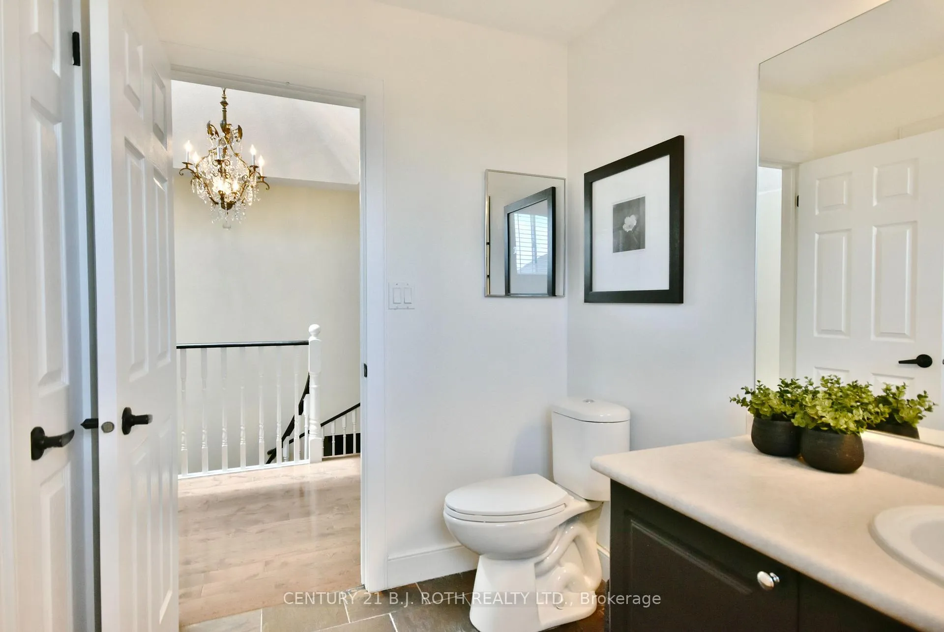 Photo 28 of 112 Brown Wood Drive, Barrie, Little Lake — HOMEH