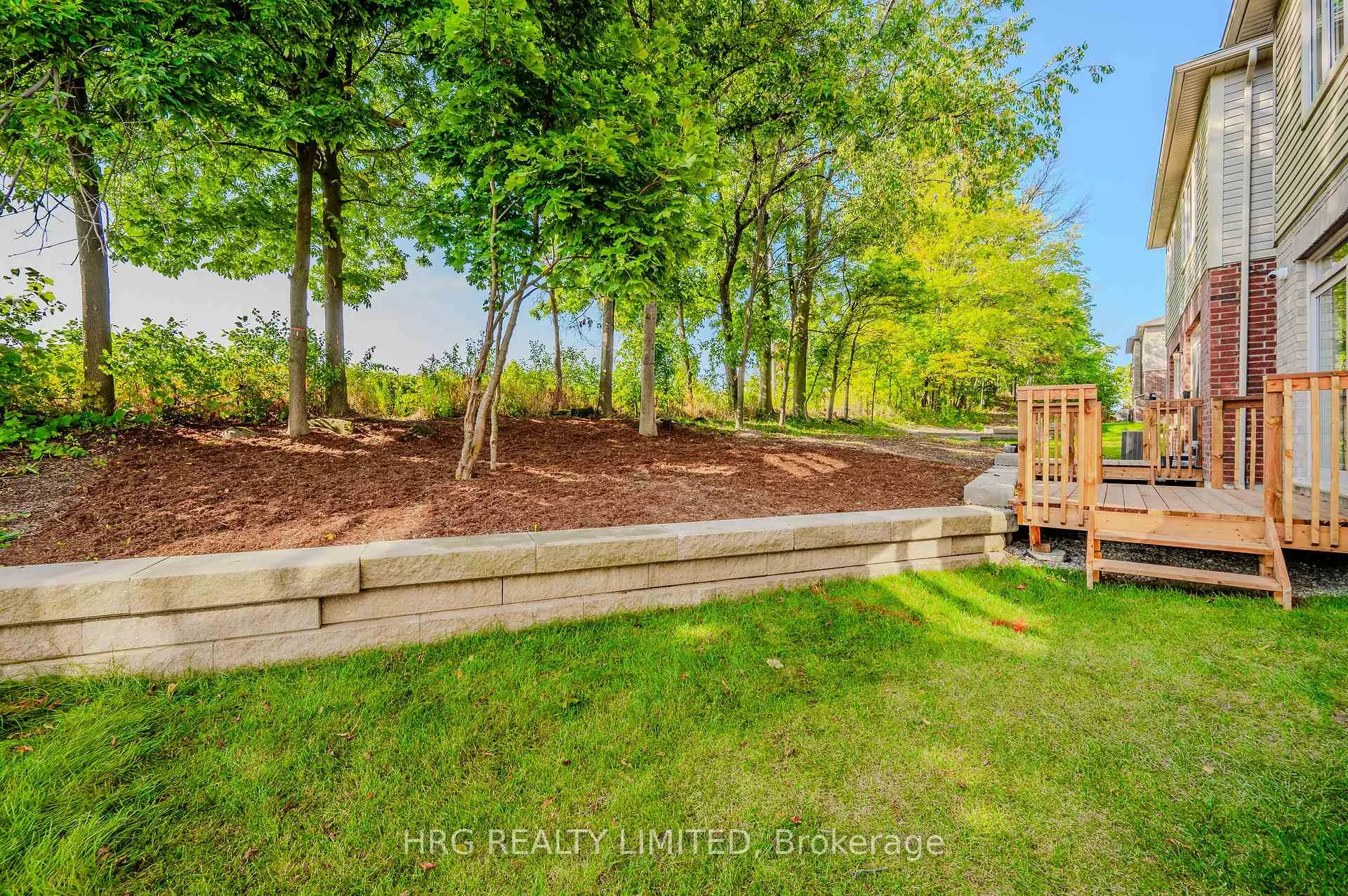 Photo 23 of 106 Broadacre Dr., Kitchener — HOMEH